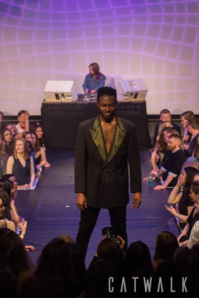 CATWALK18 — photograph 16 of 44