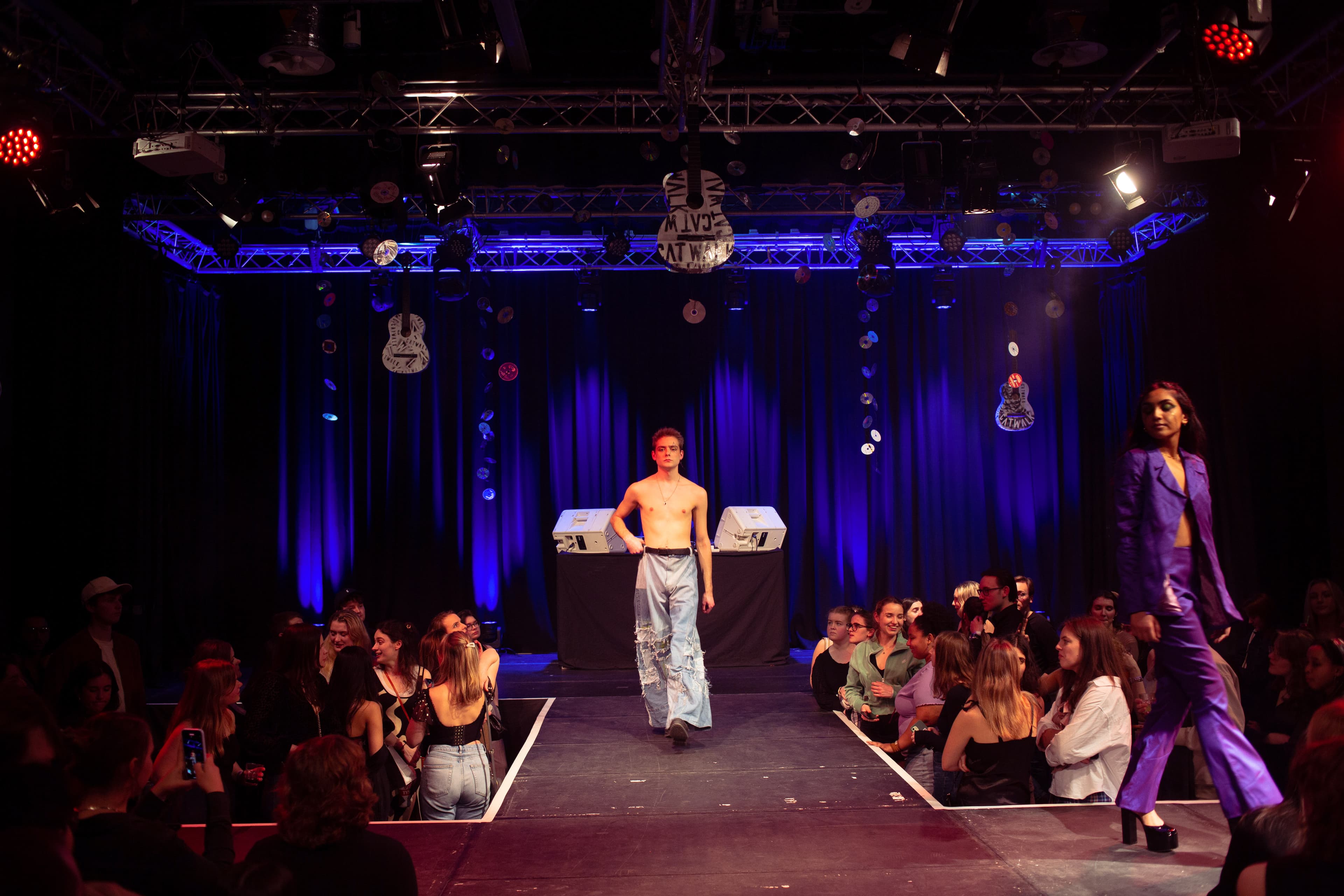 CATWALK24 — photograph 2 of 345