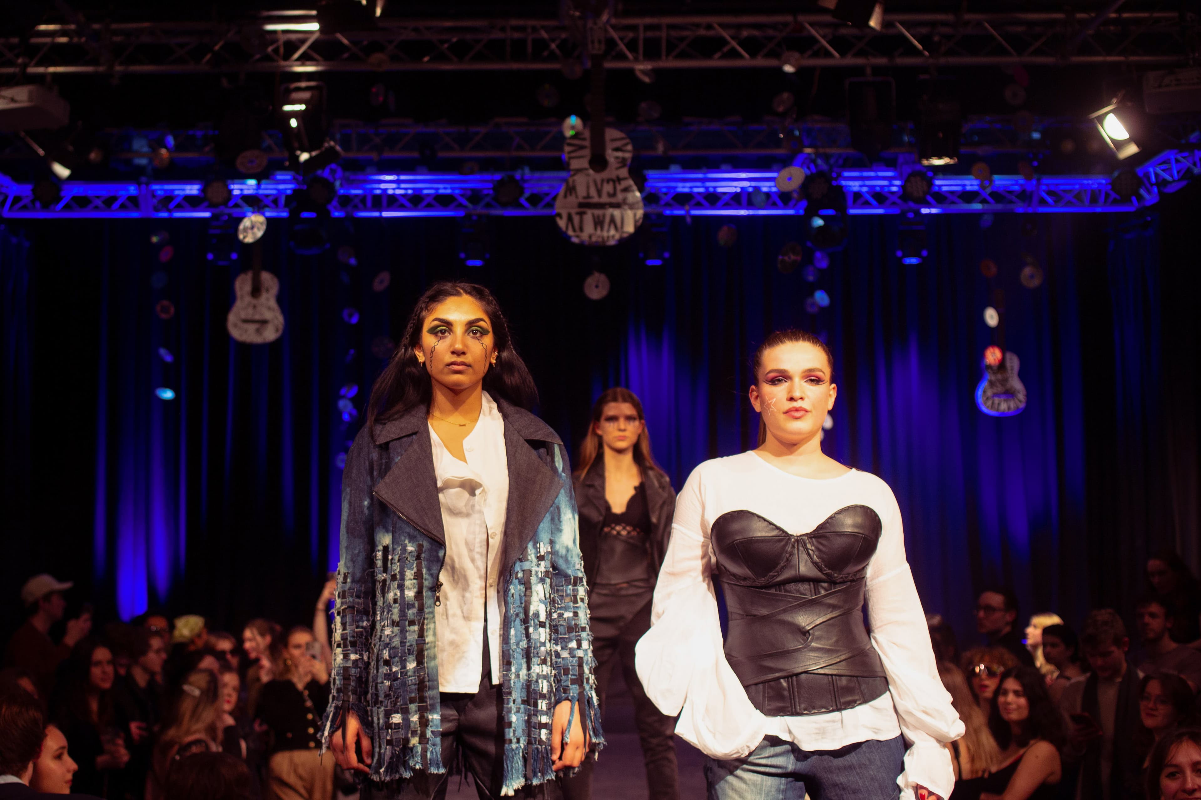 CATWALK24 — photograph 8 of 345