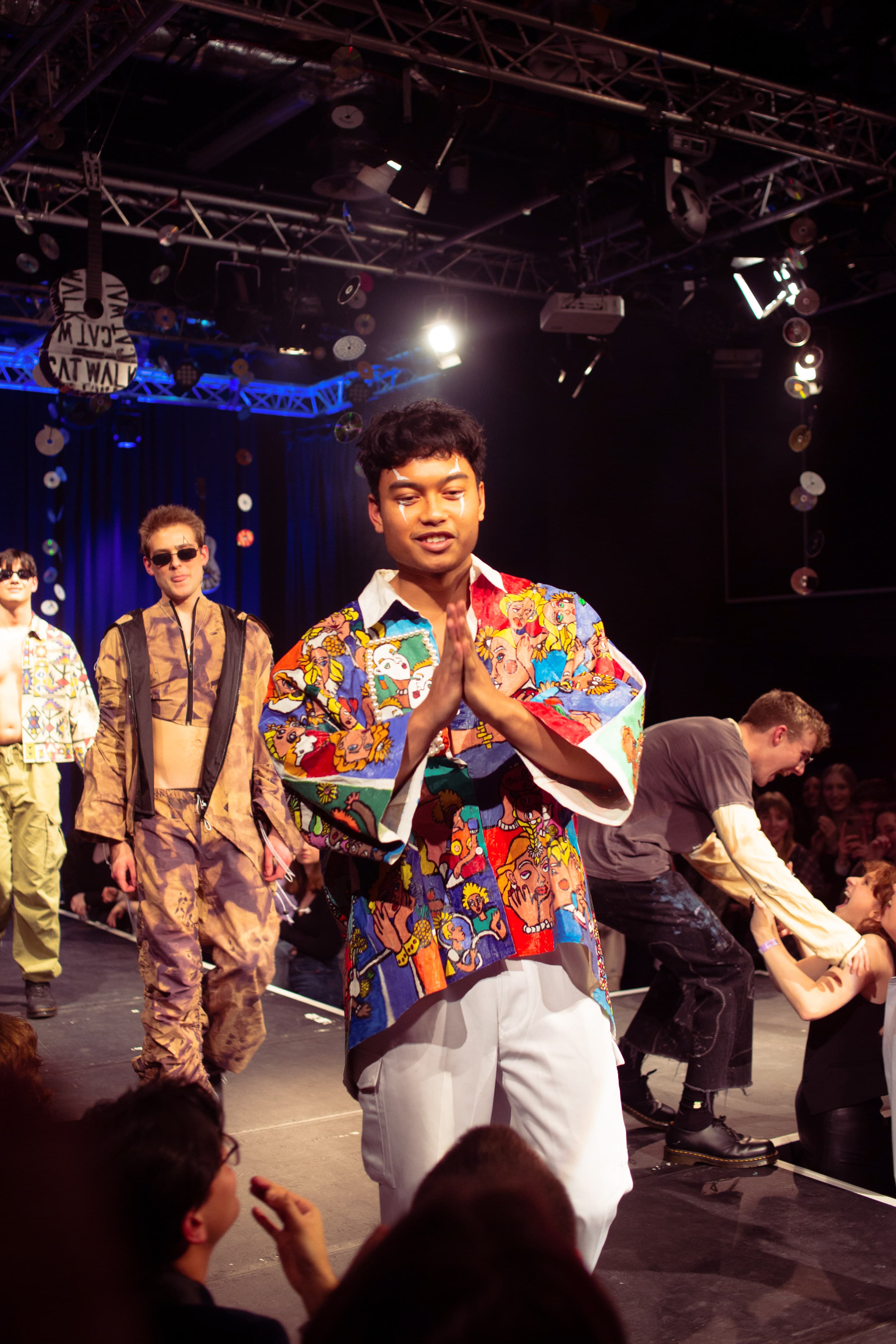 CATWALK24 — photograph 12 of 345
