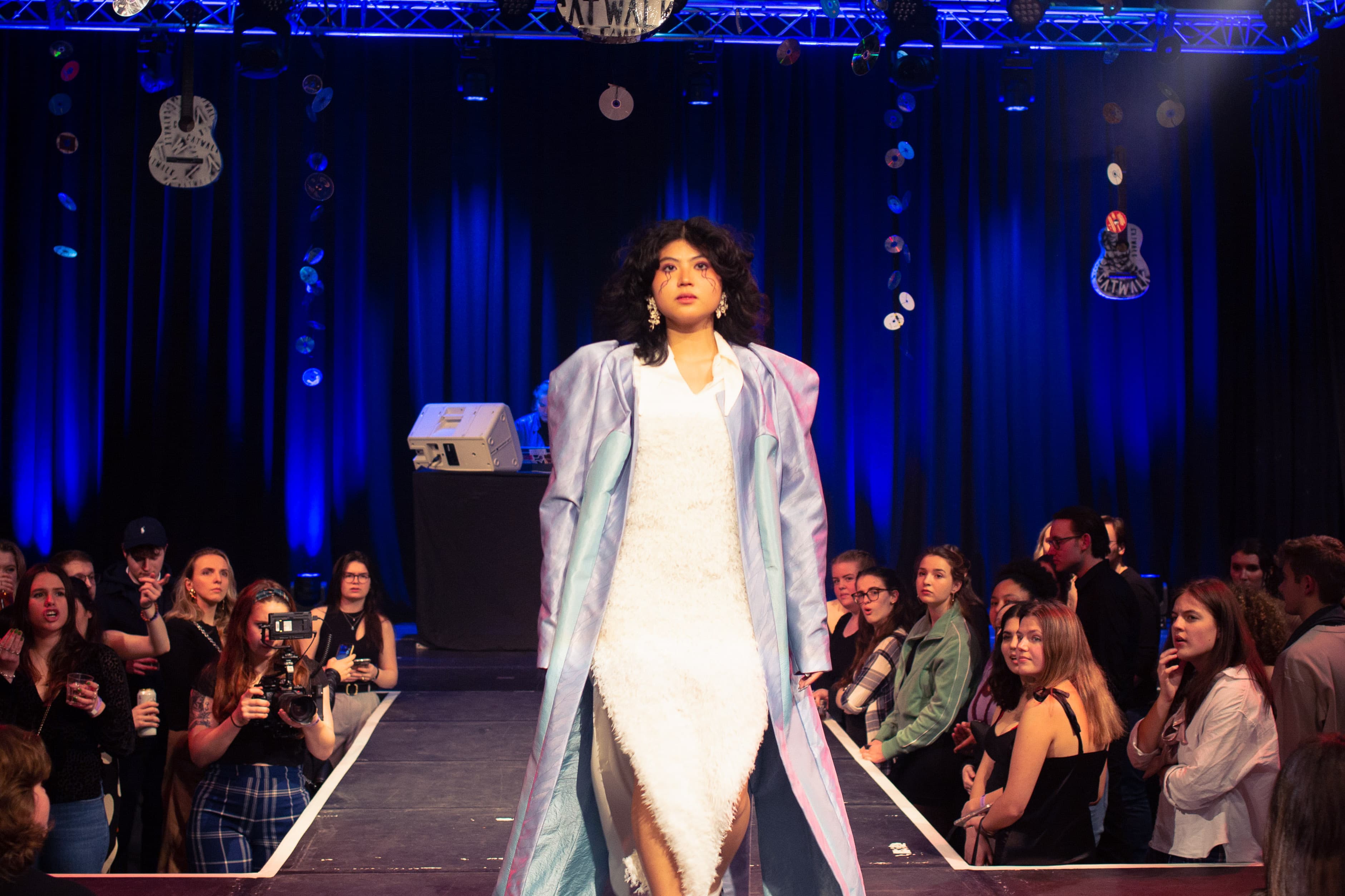 CATWALK24 — photograph 14 of 345
