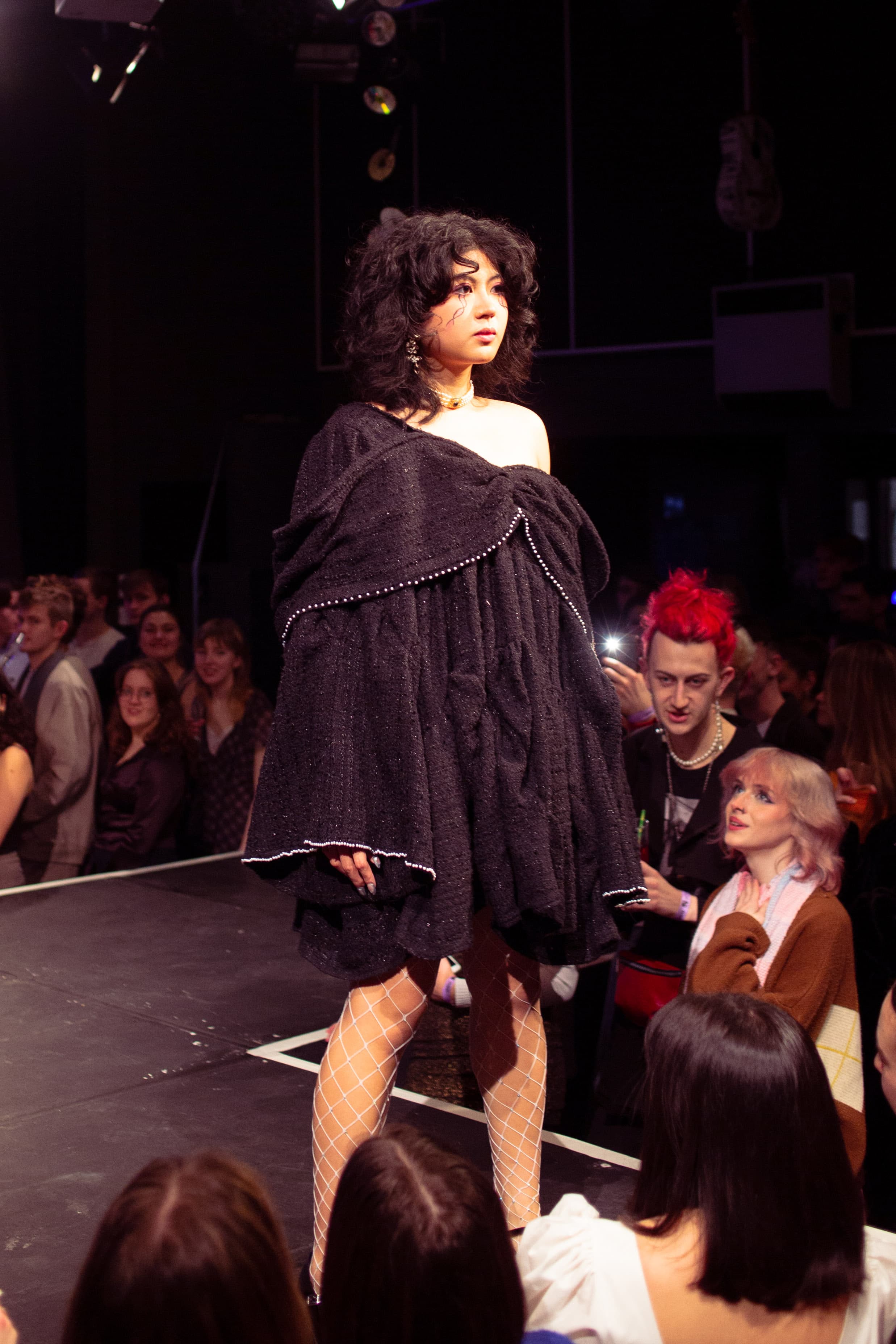 CATWALK24 — photograph 31 of 345