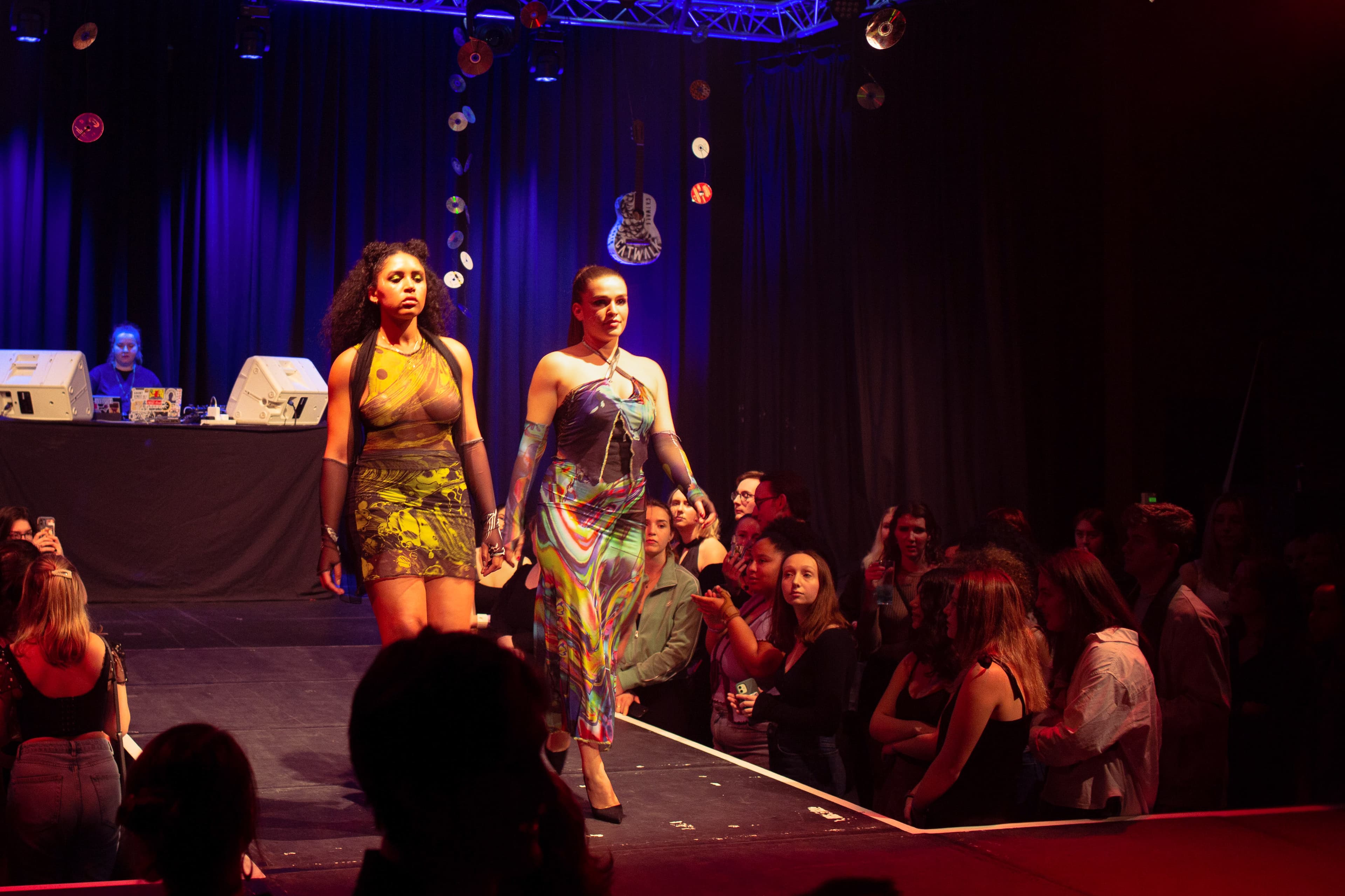 CATWALK24 — photograph 39 of 345