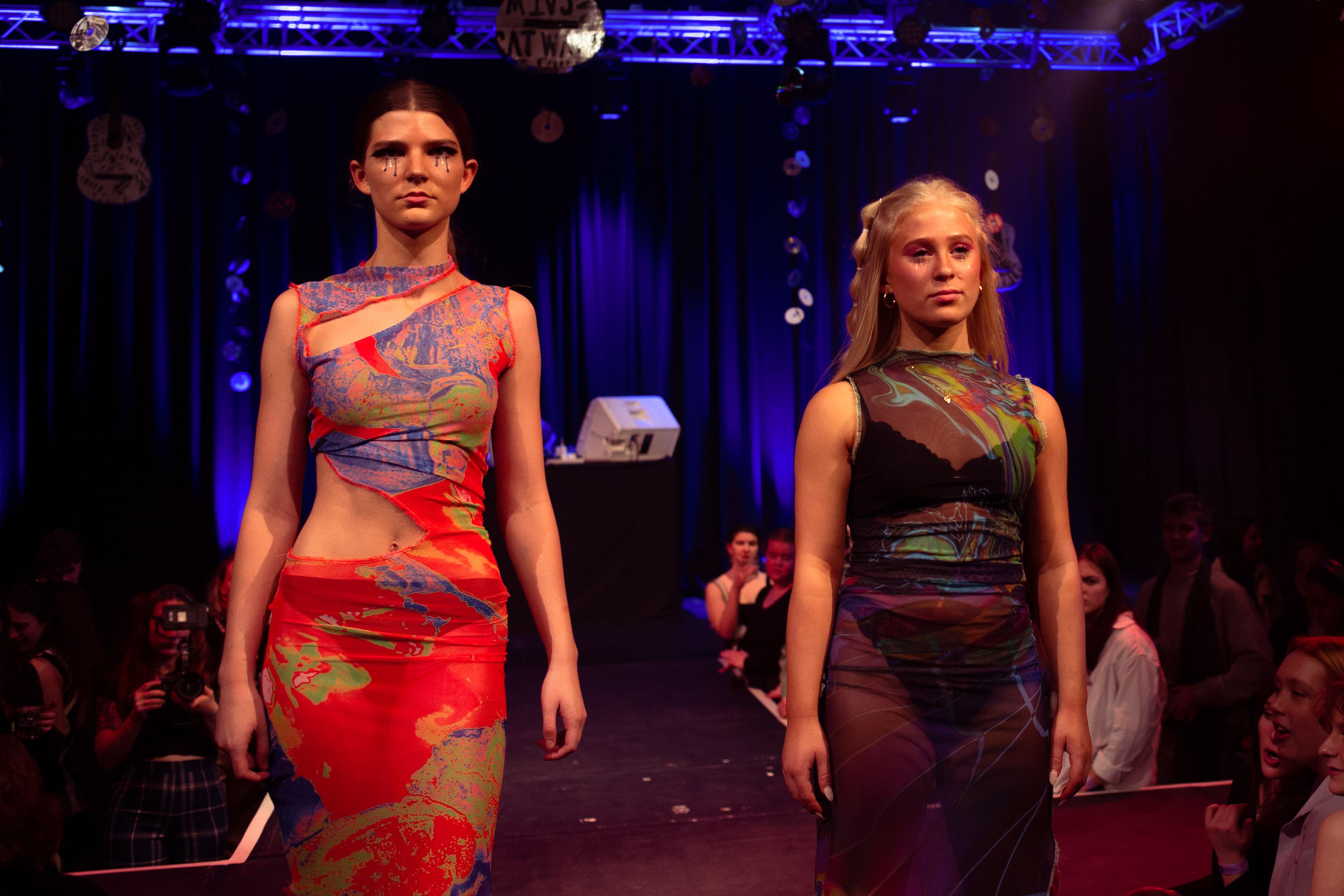 CATWALK24 — photograph 48 of 345