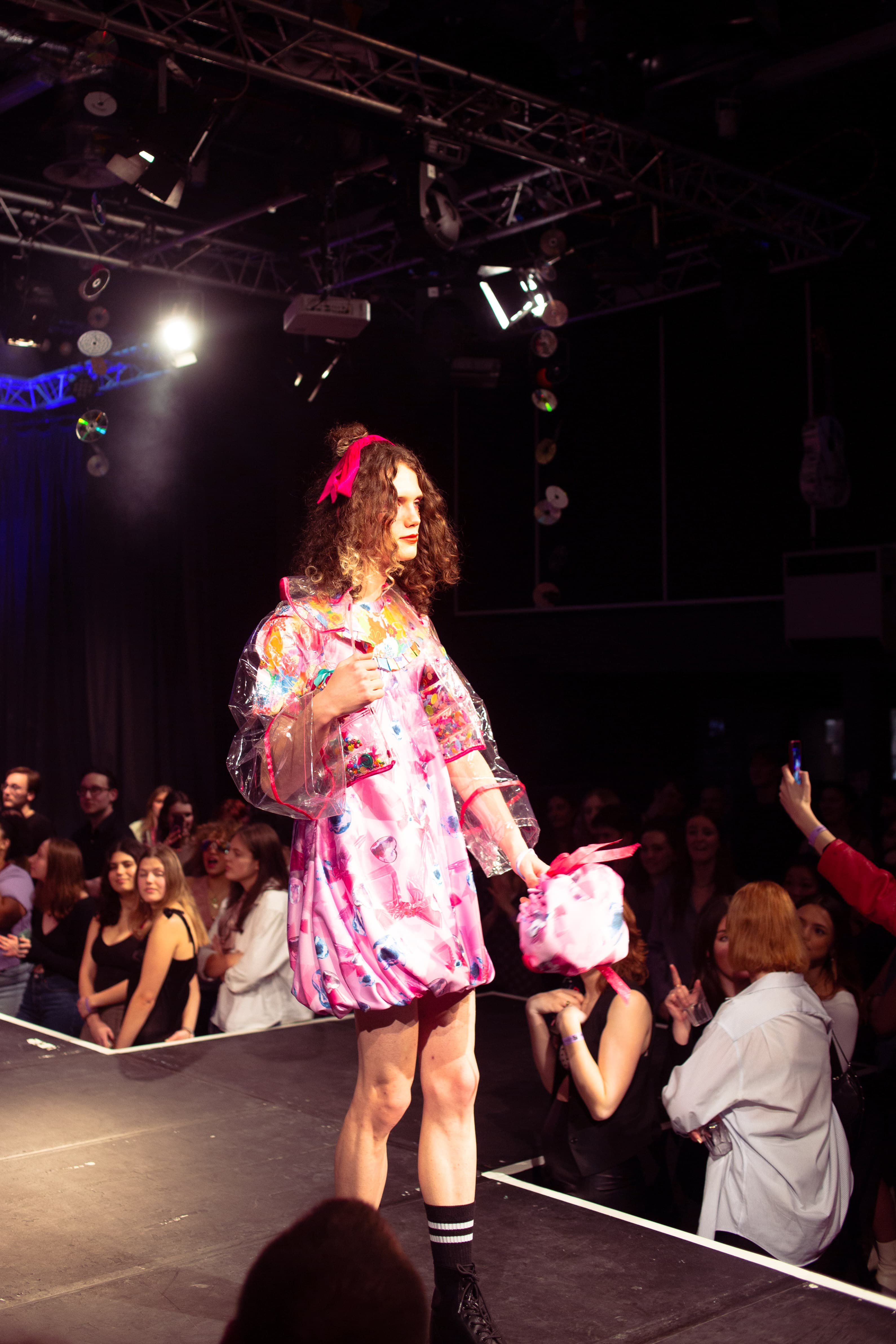 CATWALK24 — photograph 63 of 345