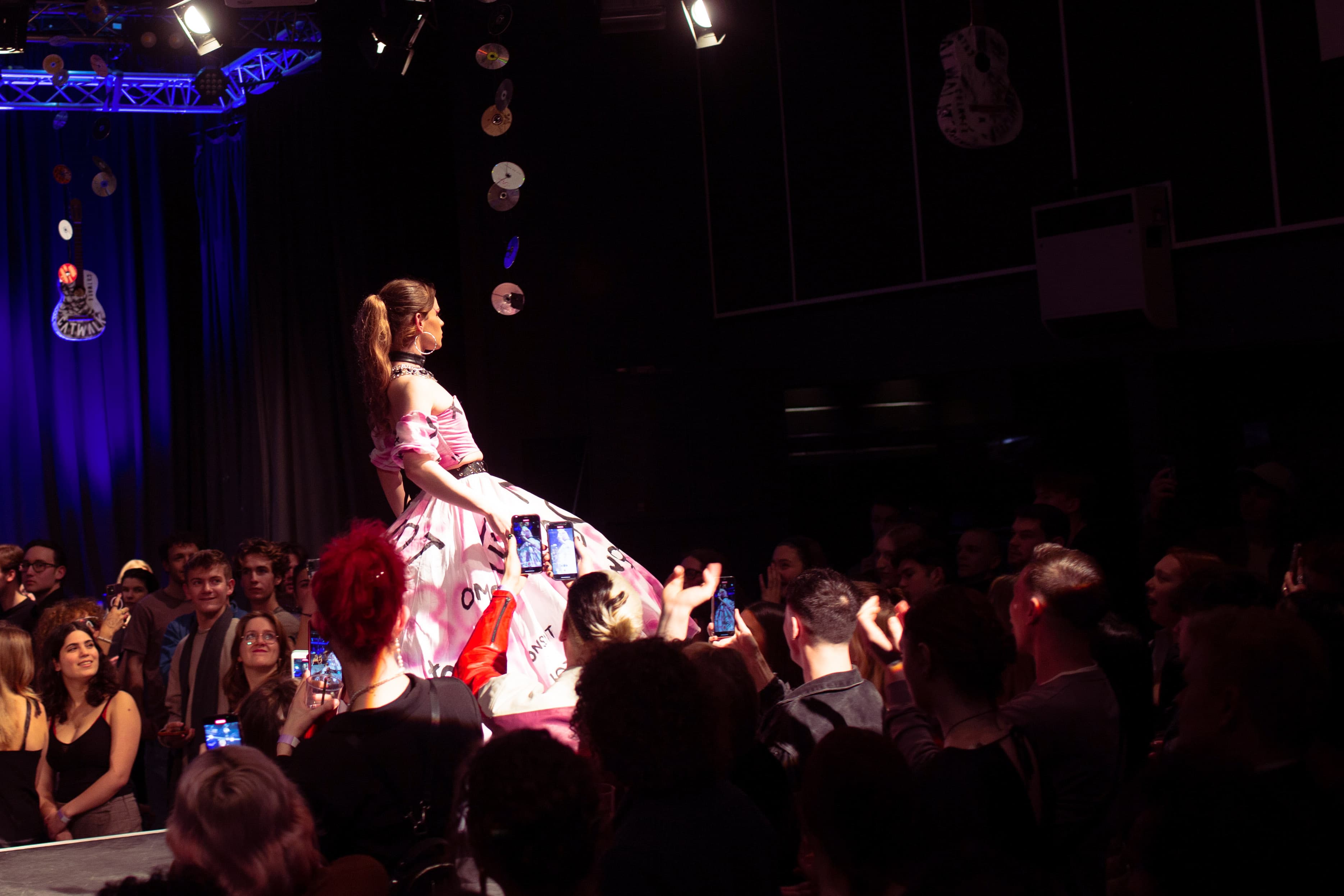 CATWALK24 — photograph 68 of 345