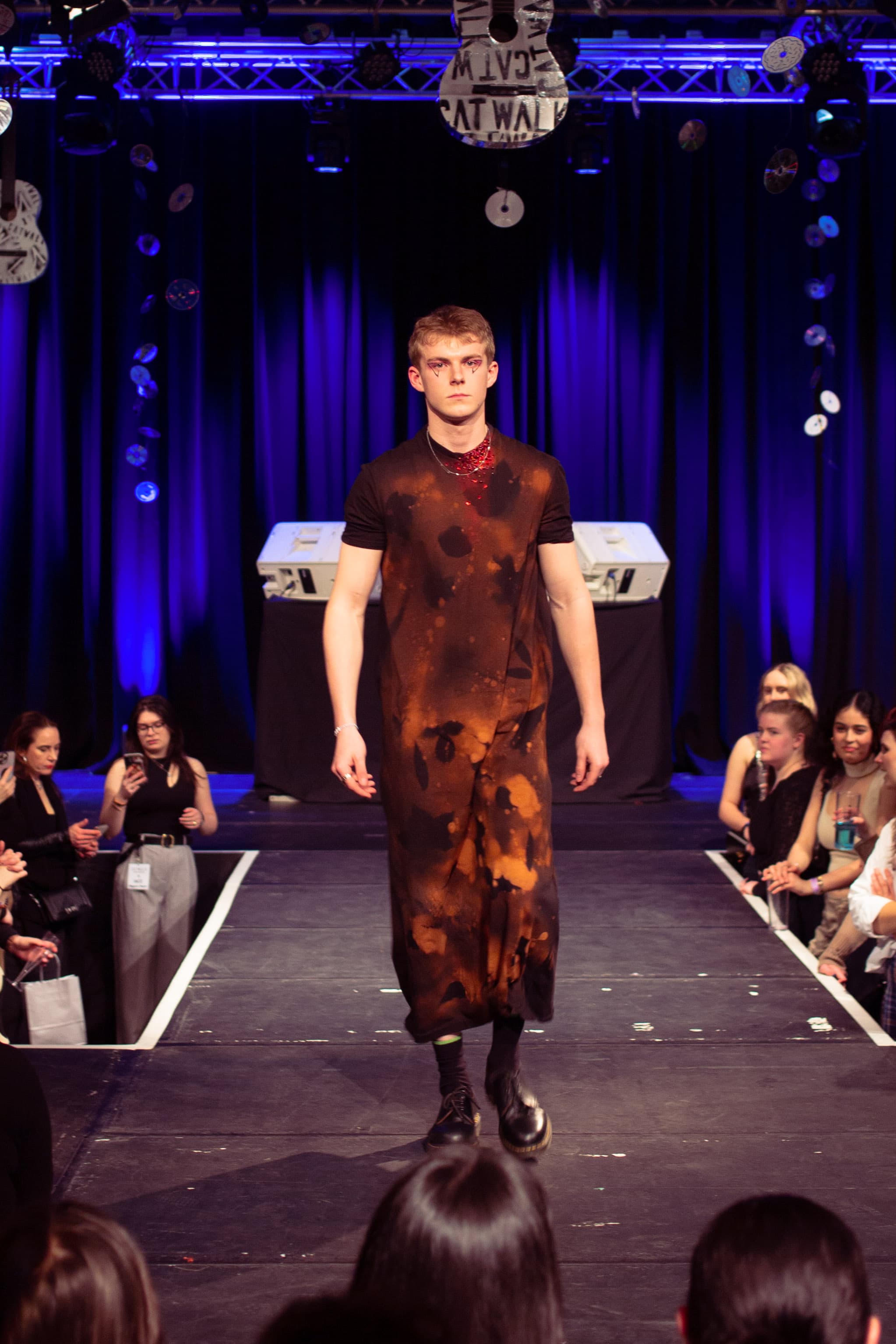 CATWALK24 — photograph 79 of 345