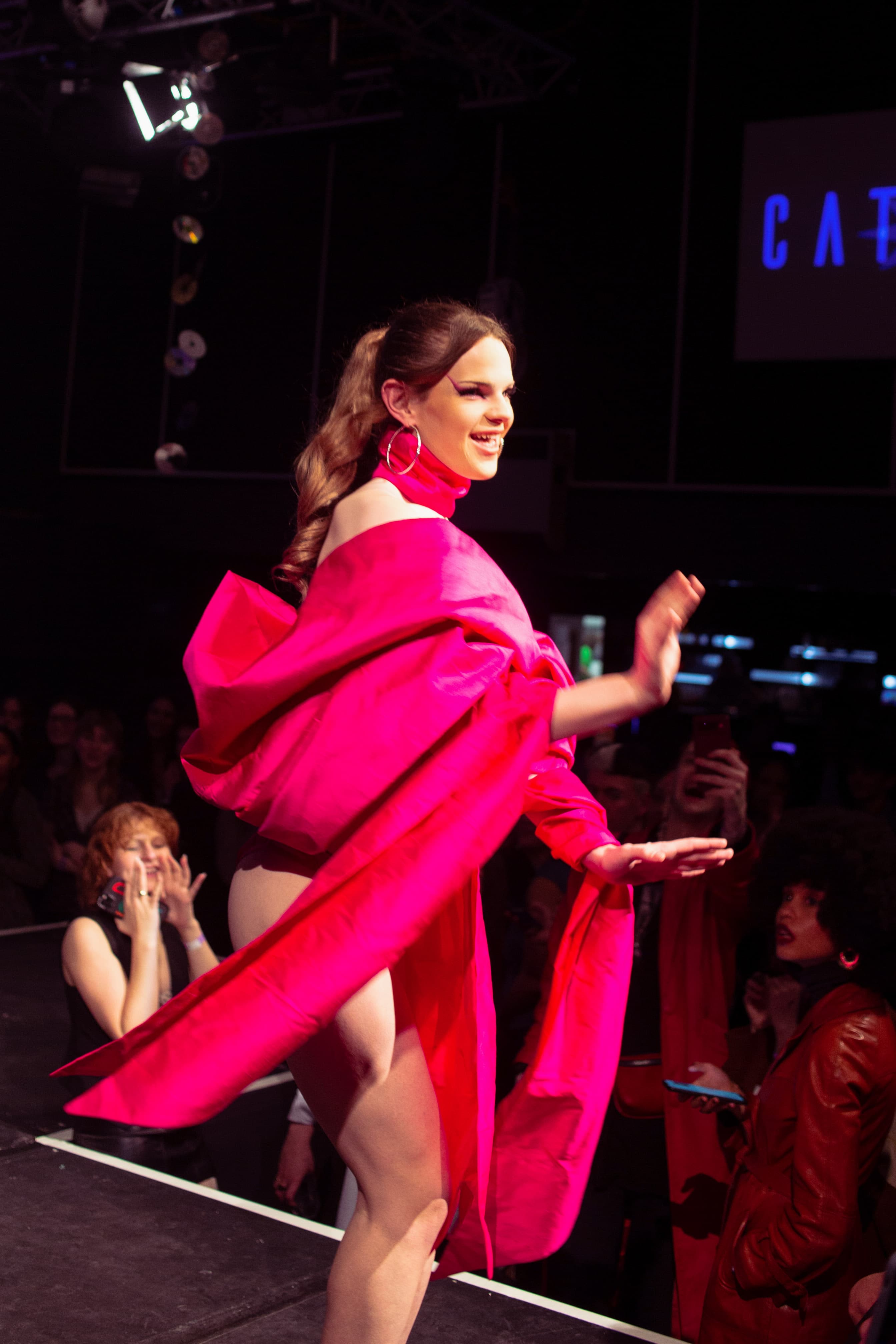 CATWALK24 — photograph 106 of 345