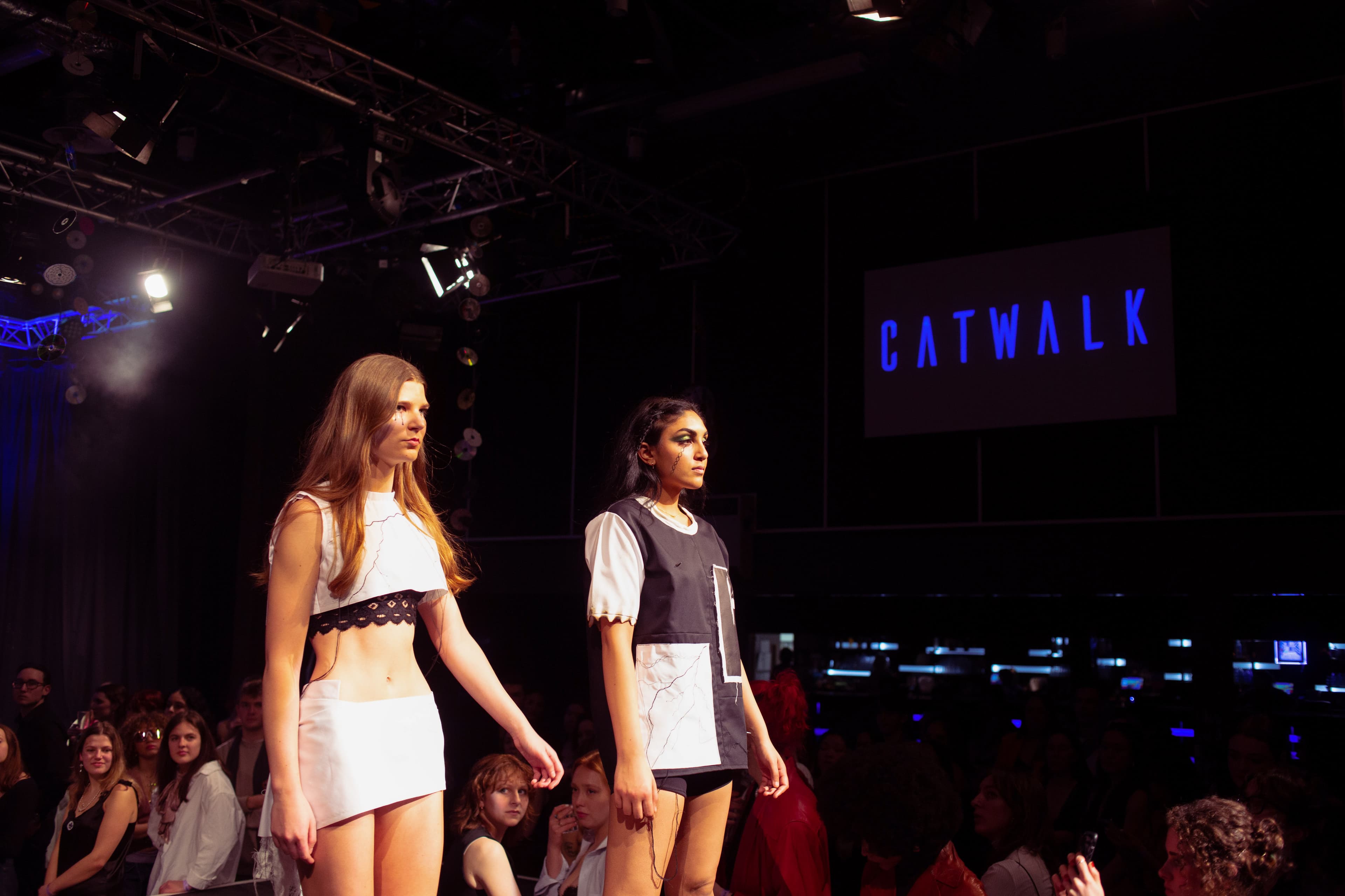 CATWALK24 — photograph 114 of 345