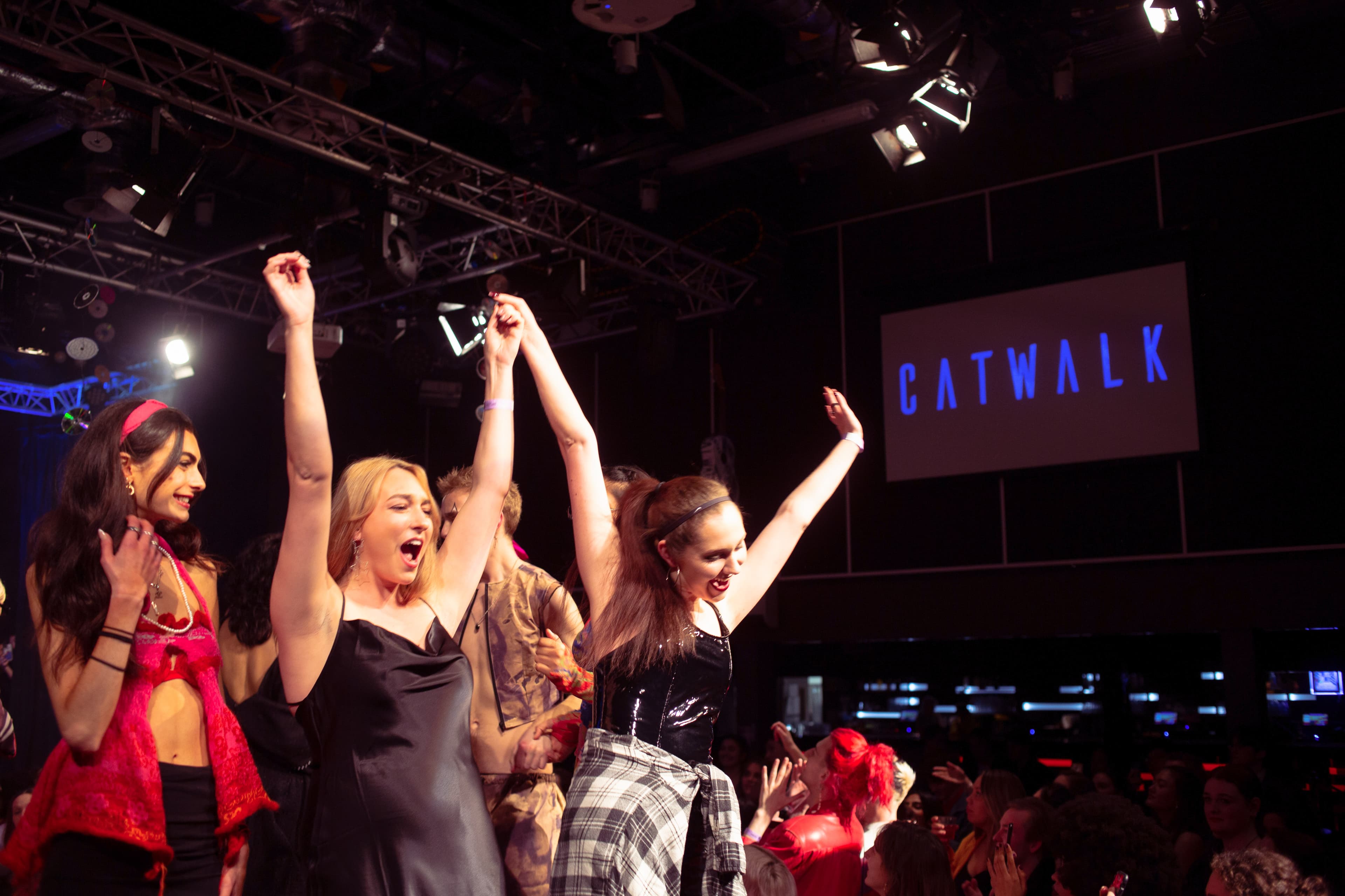 CATWALK24 — photograph 115 of 345