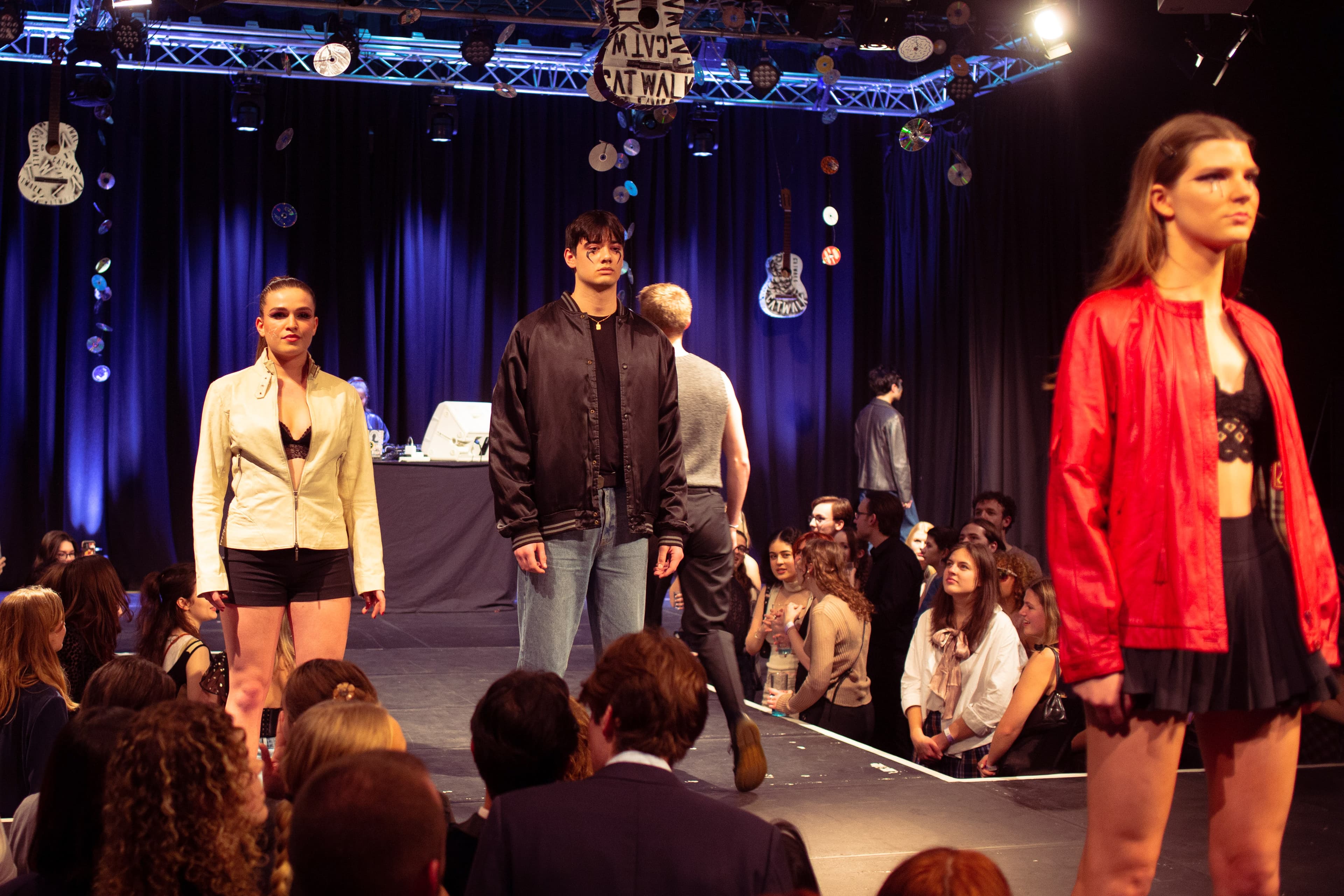 CATWALK24 — photograph 117 of 345