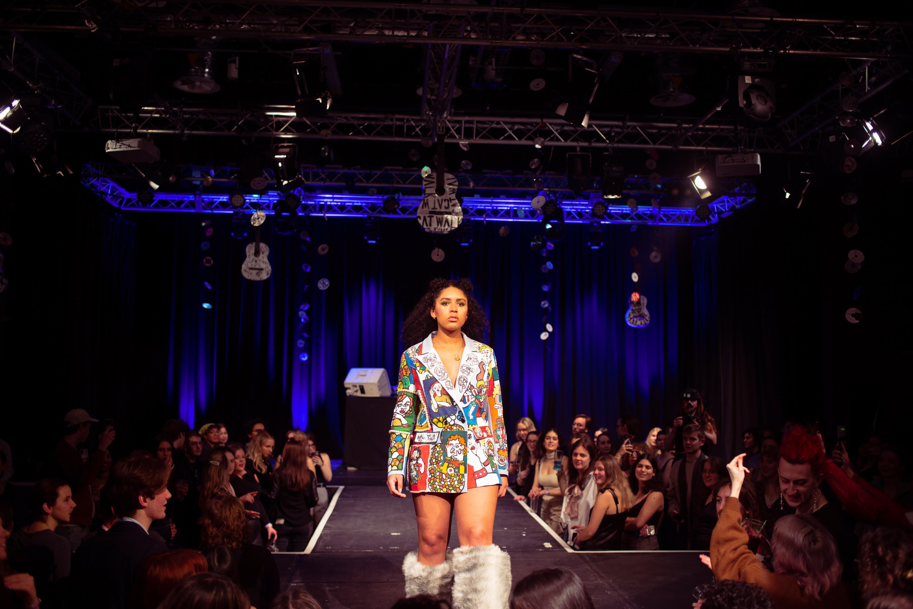 CATWALK24 — photograph 124 of 345