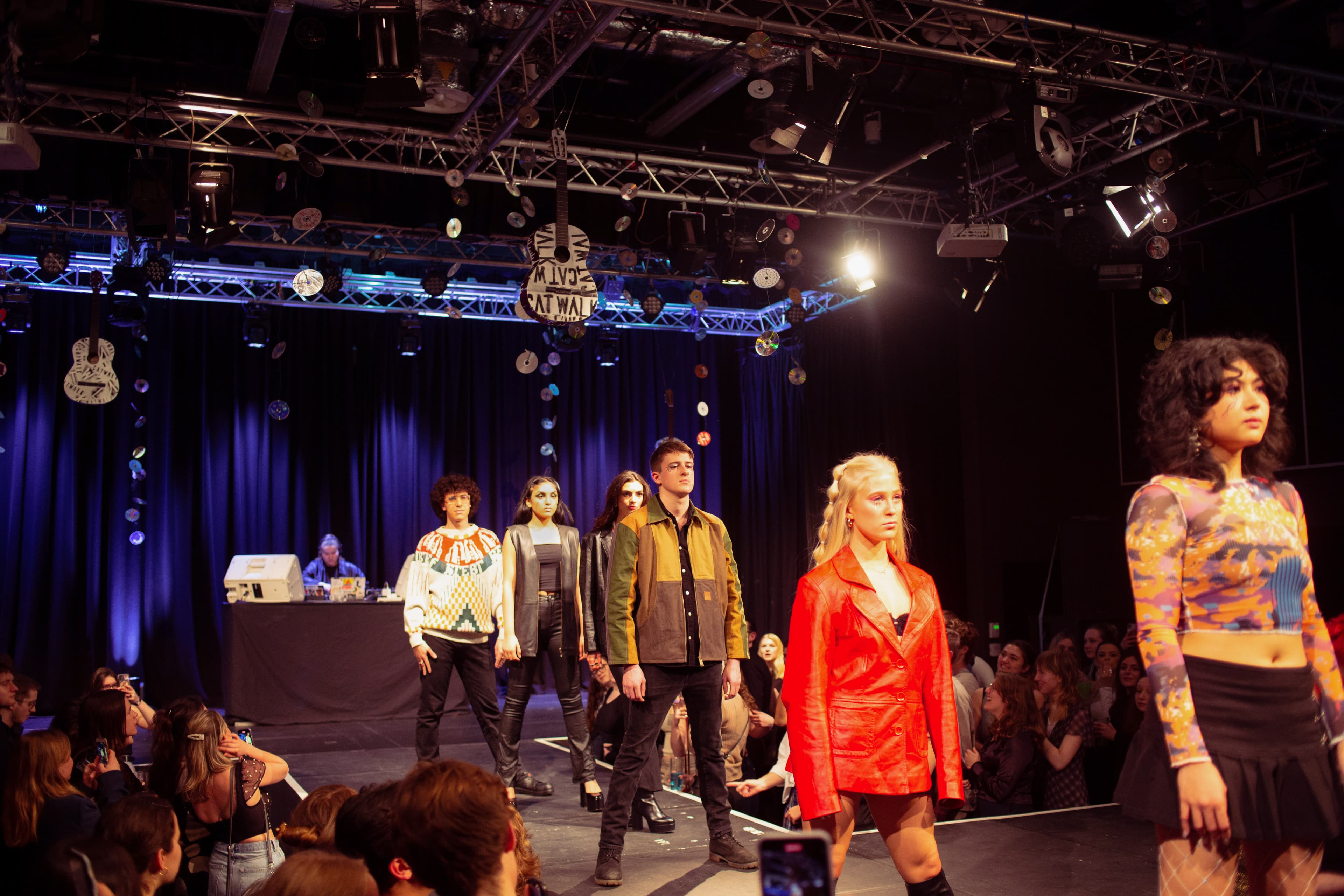 CATWALK24 — photograph 137 of 345