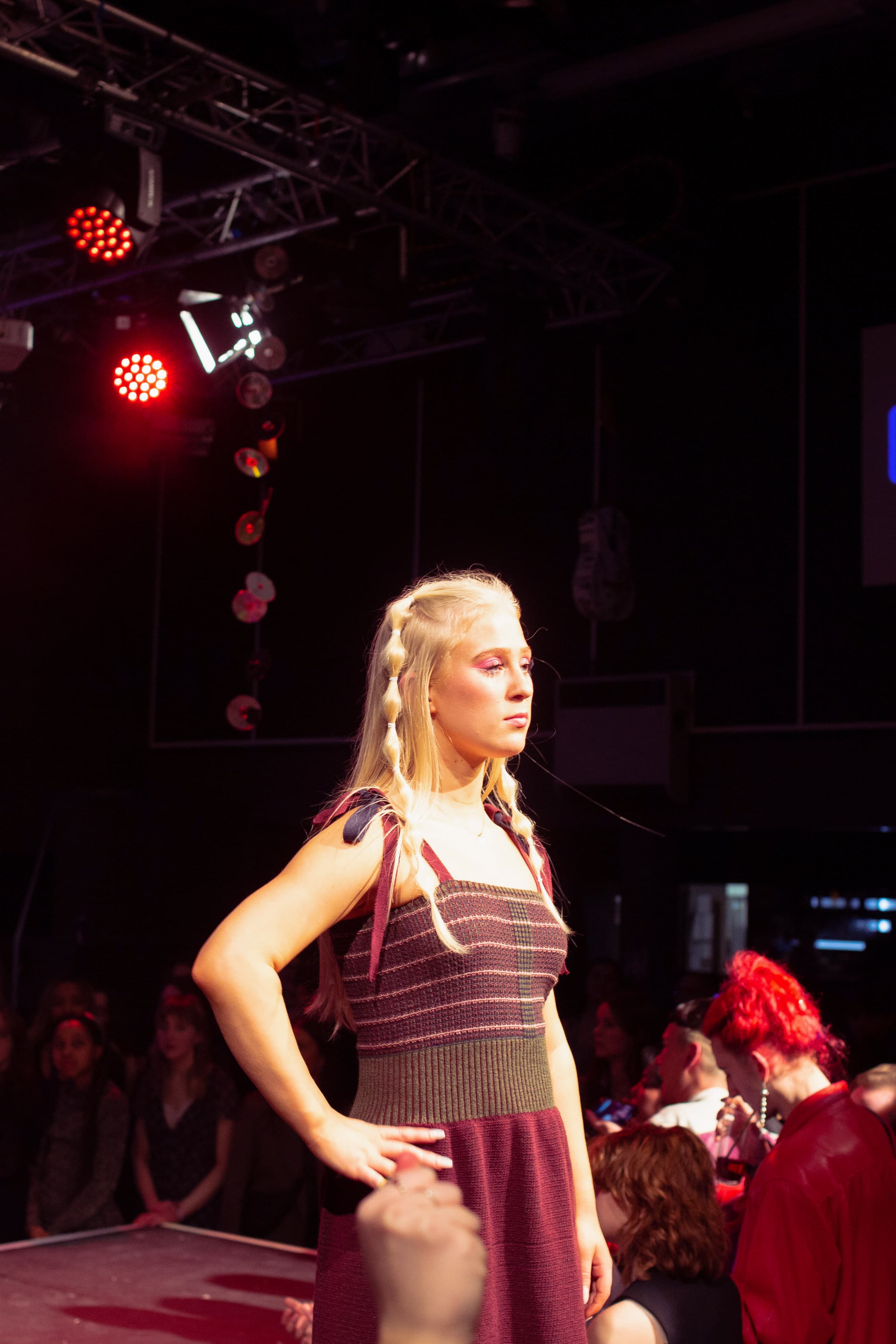 CATWALK24 — photograph 140 of 345