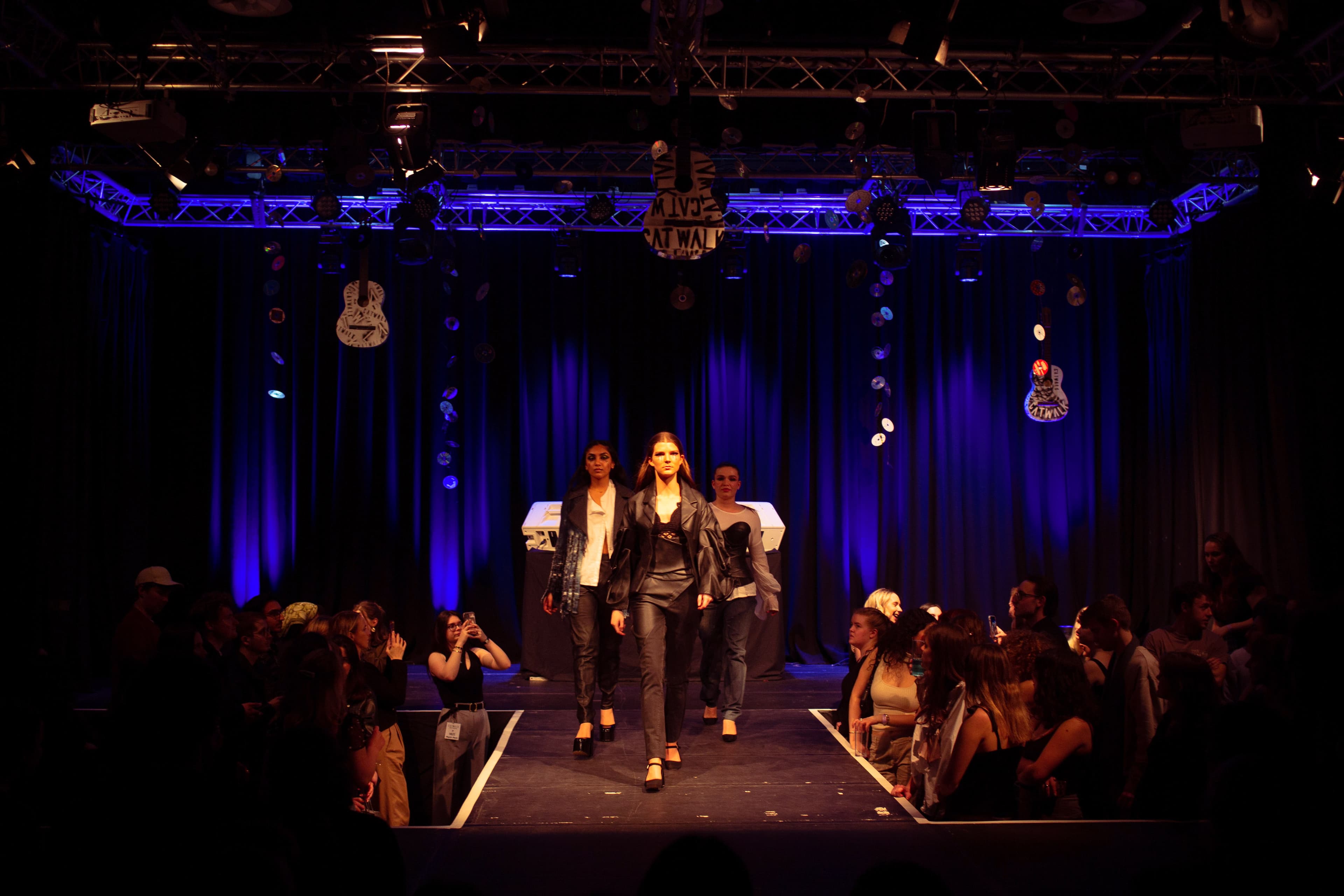 CATWALK24 — photograph 162 of 345