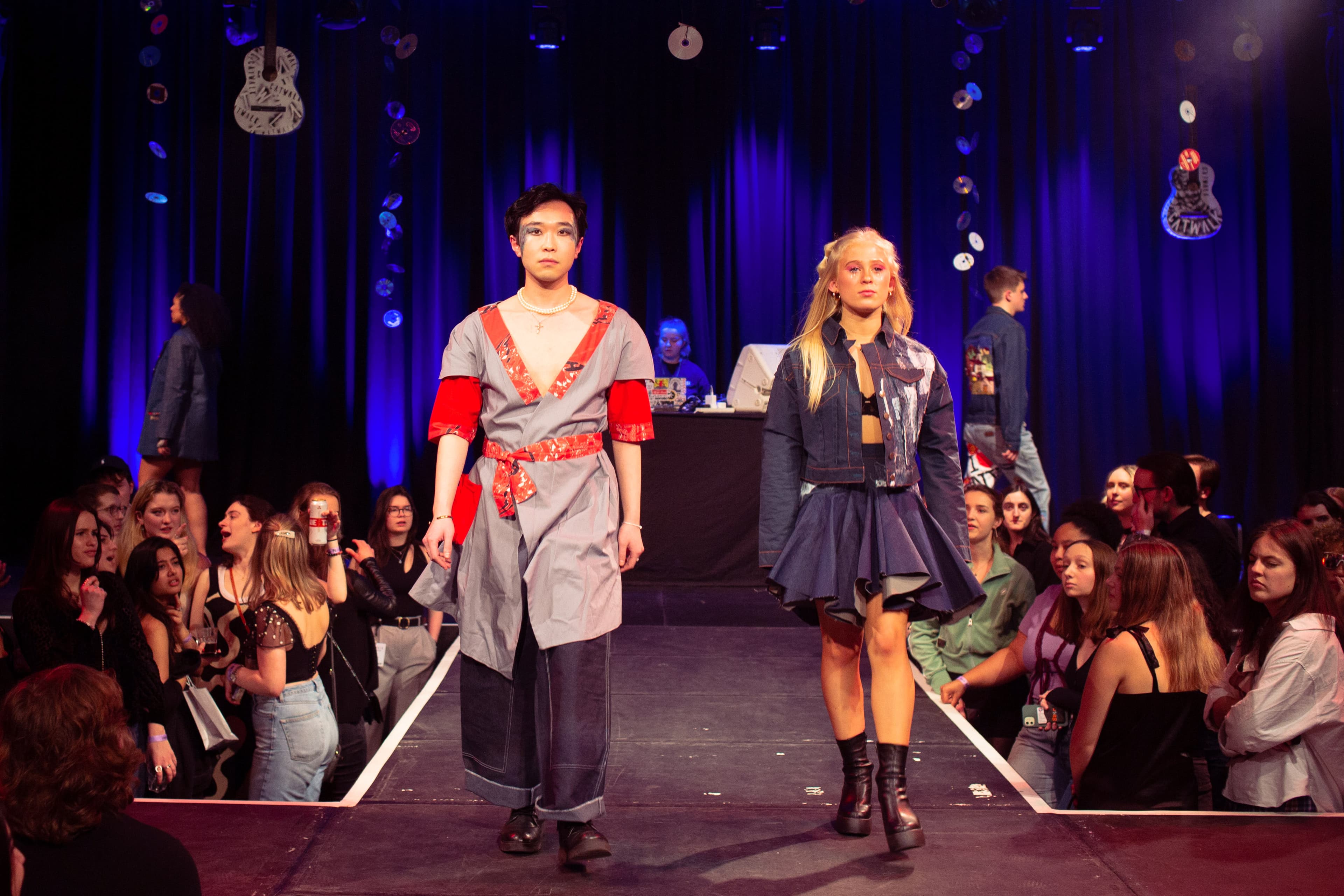 CATWALK24 — photograph 168 of 345