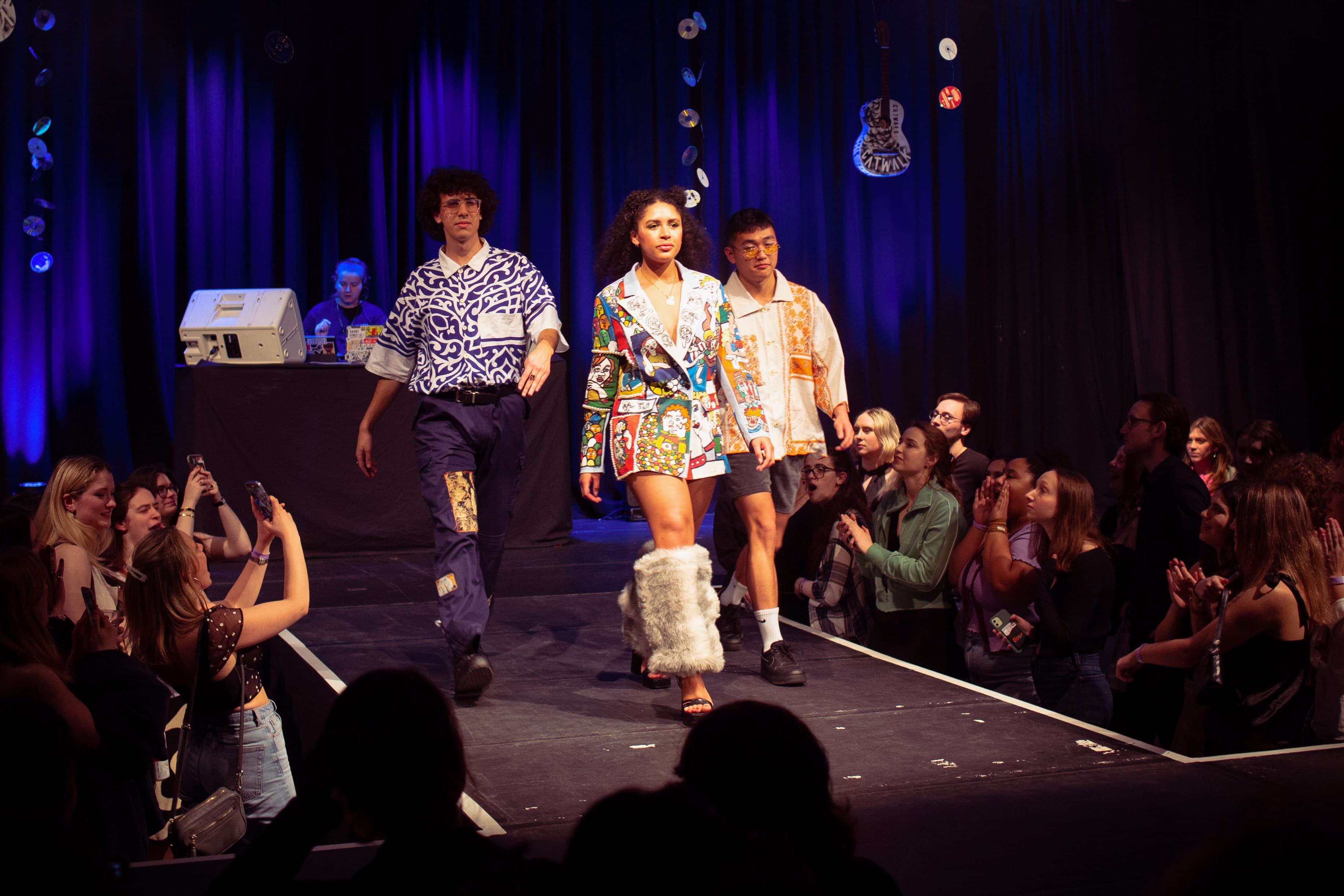 CATWALK24 — photograph 169 of 345