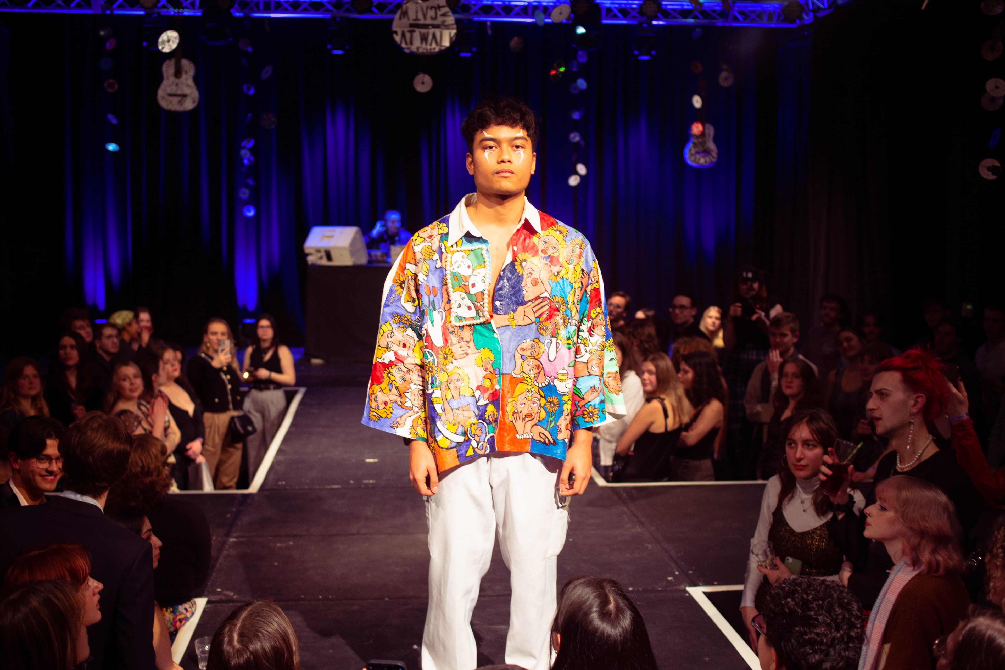 CATWALK24 — photograph 179 of 345