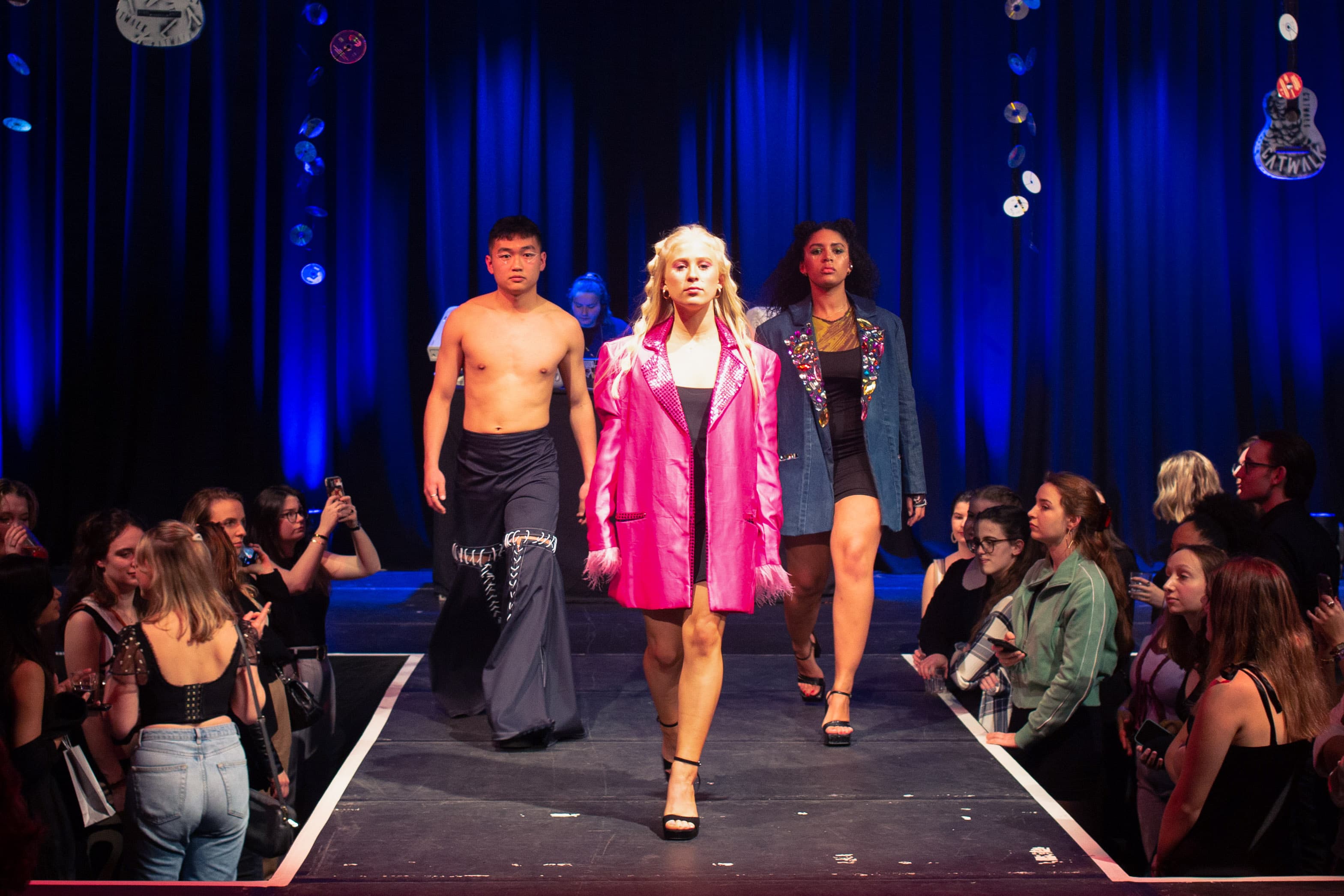 CATWALK24 — photograph 200 of 345