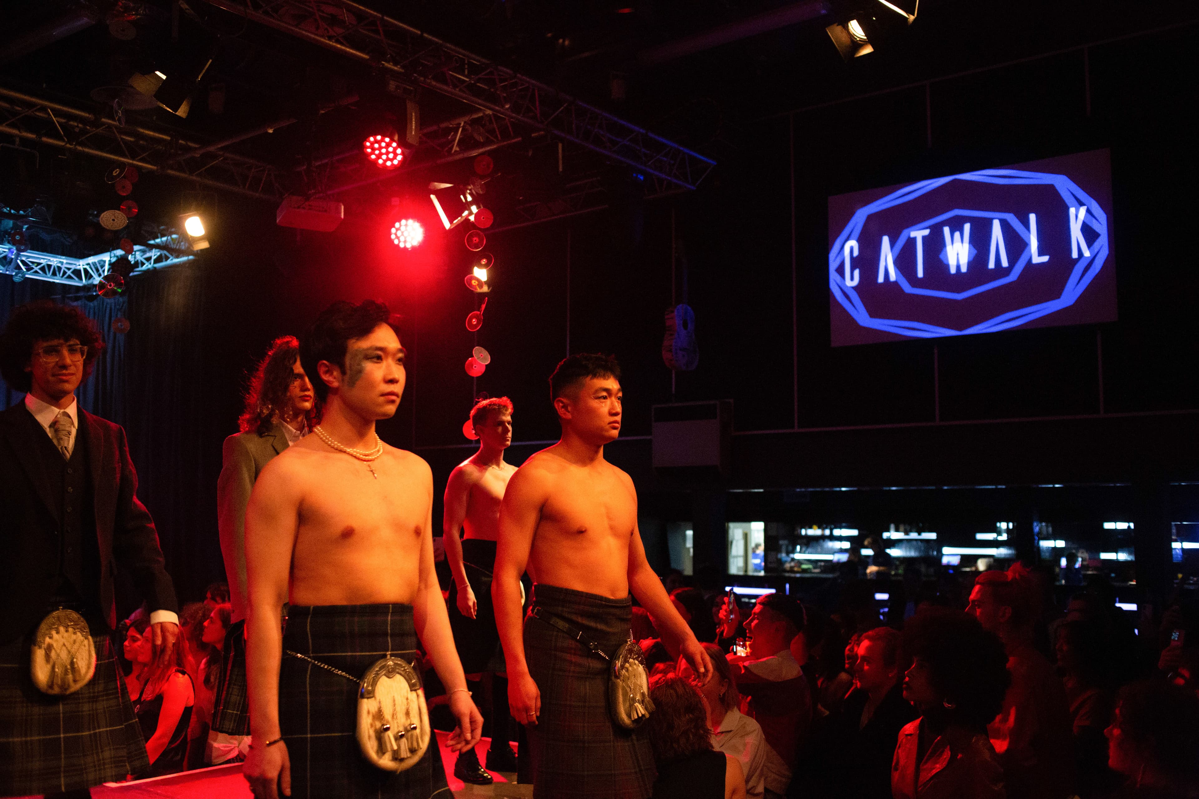 CATWALK24 — photograph 209 of 345