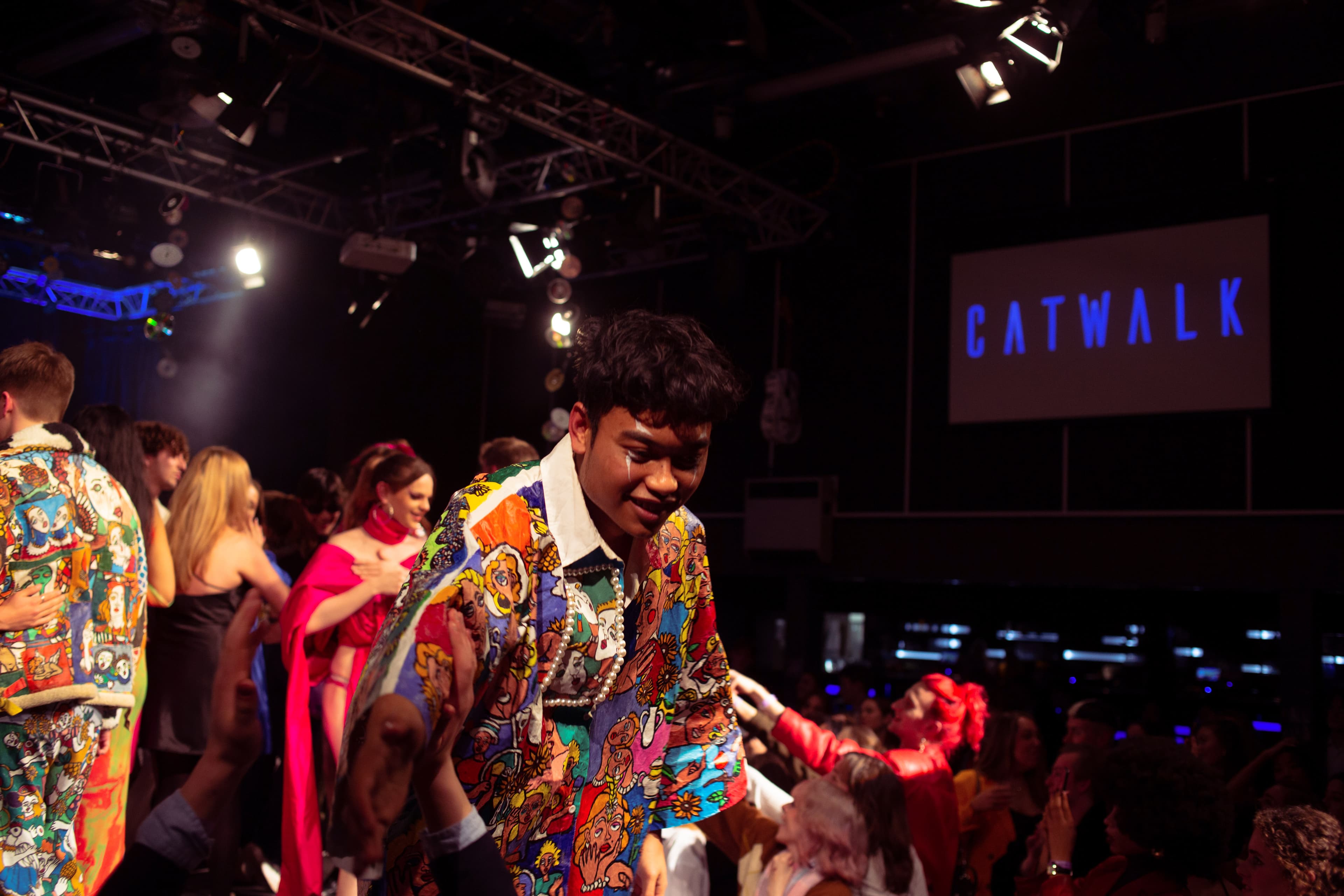 CATWALK24 — photograph 222 of 345