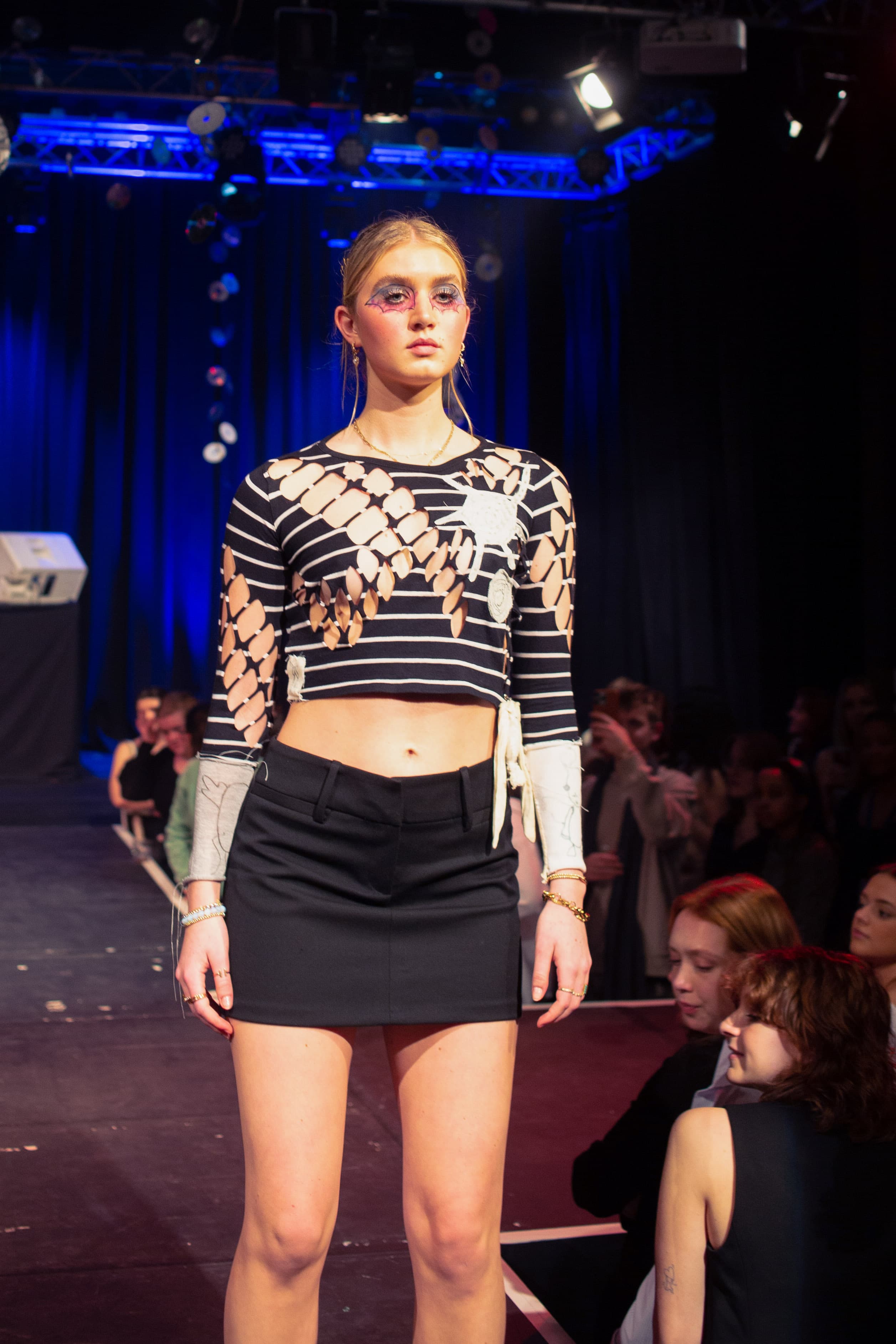 CATWALK24 — photograph 236 of 345