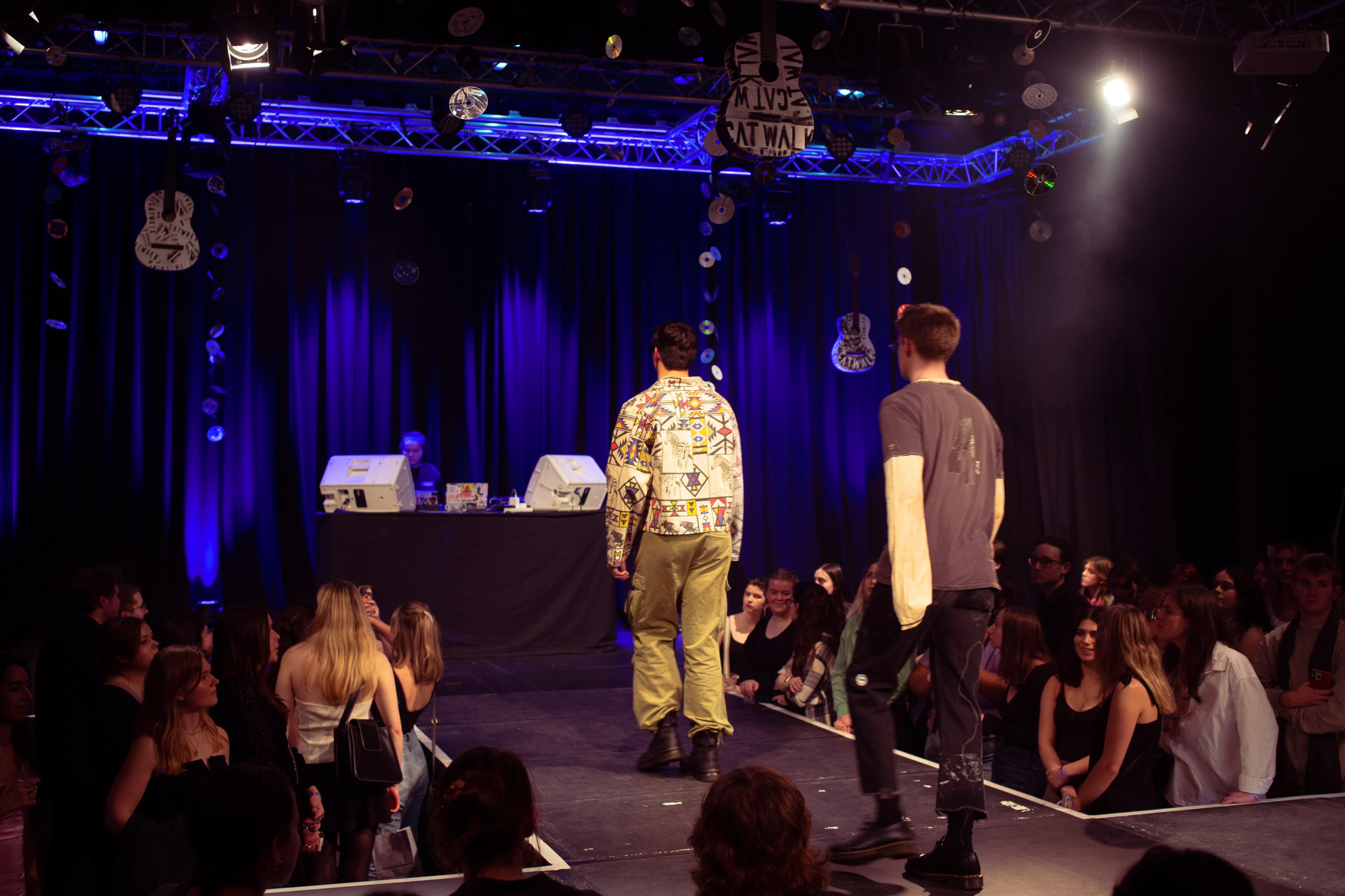 CATWALK24 — photograph 240 of 345
