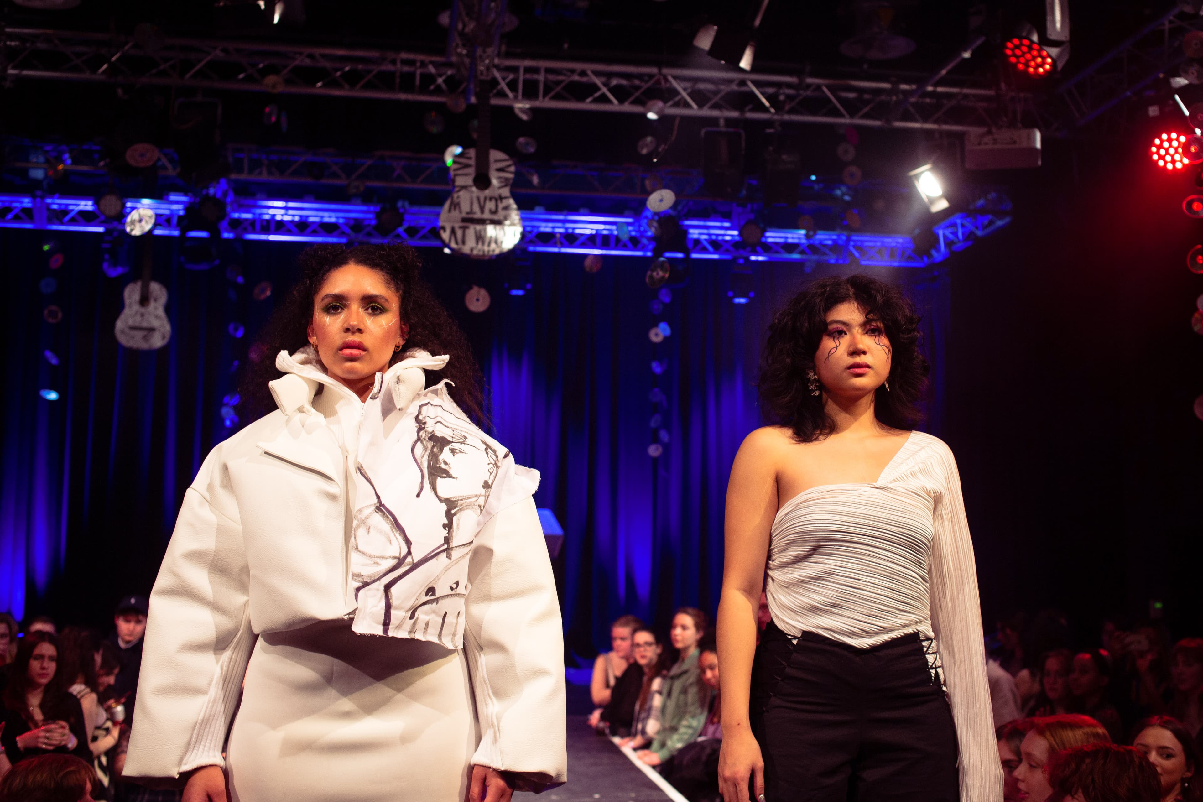 CATWALK24 — photograph 261 of 345