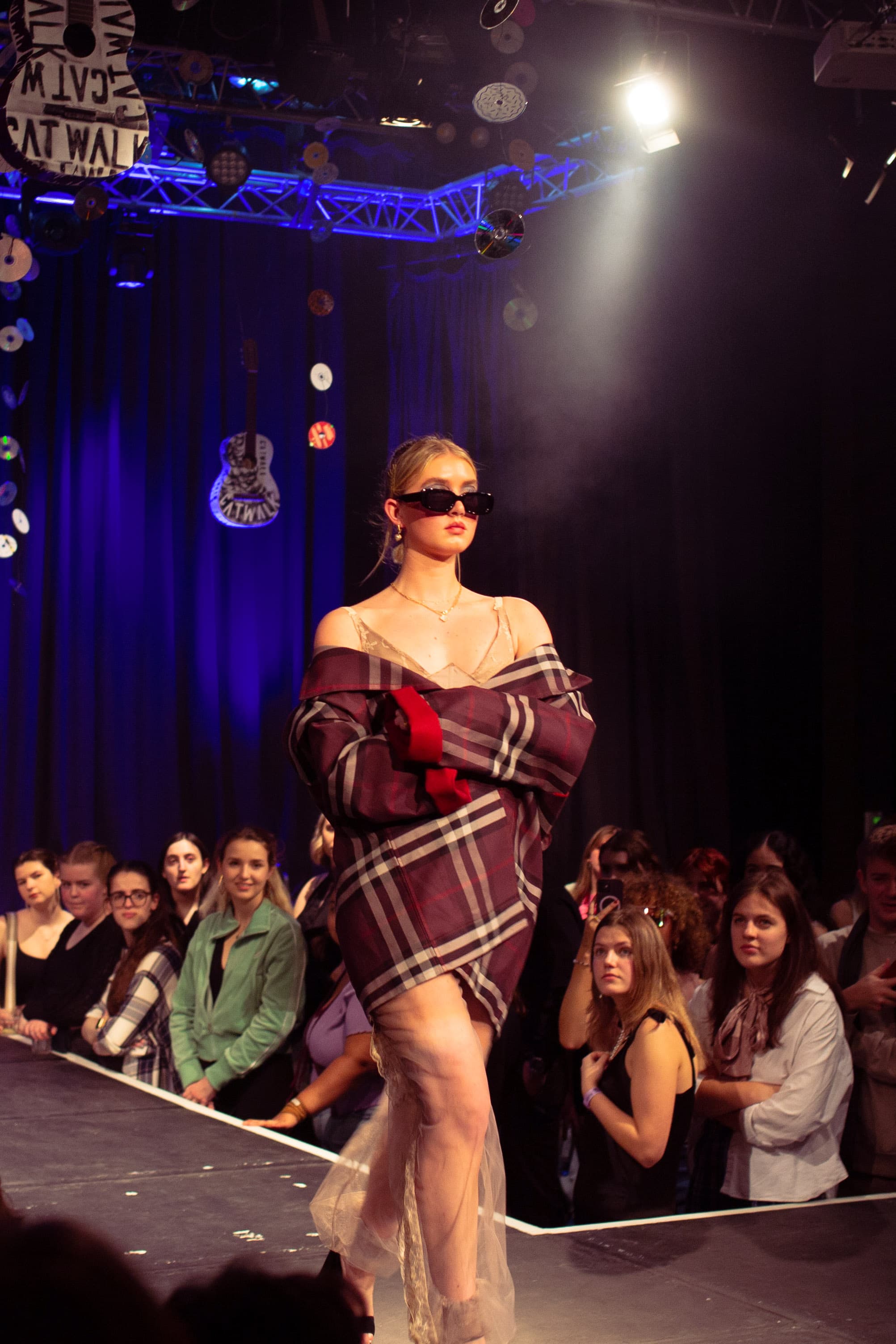 CATWALK24 — photograph 265 of 345