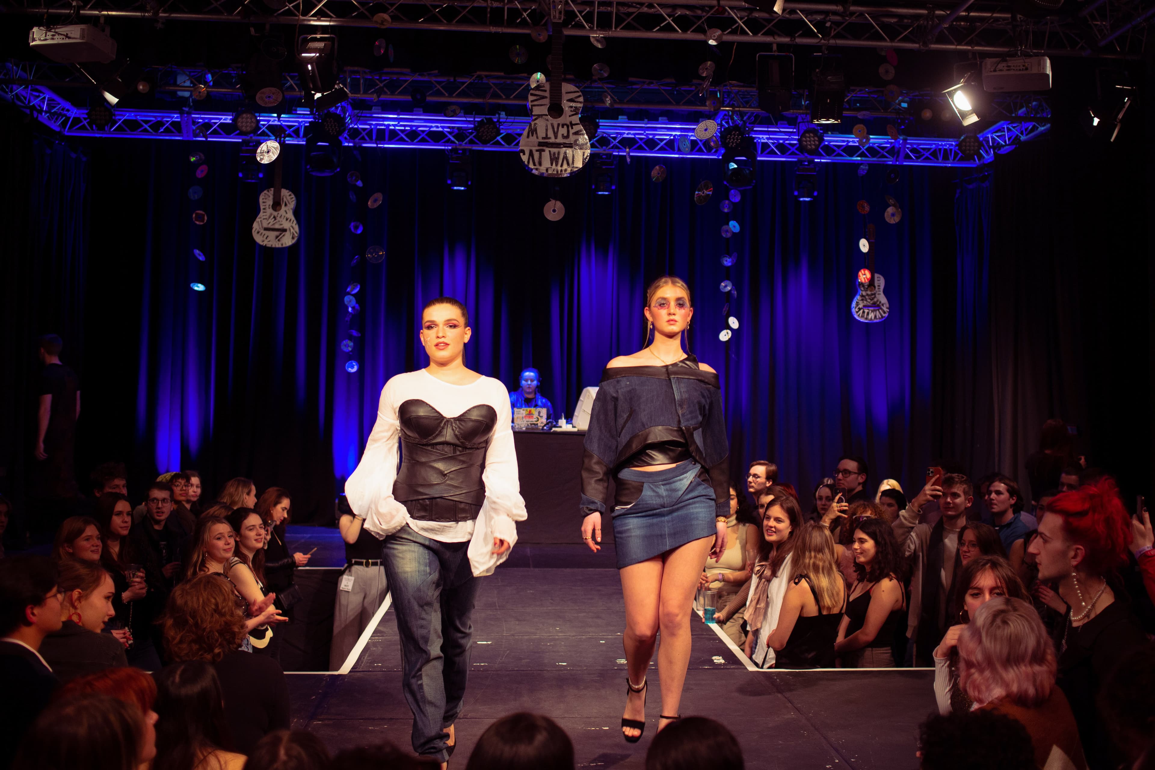 CATWALK24 — photograph 314 of 345
