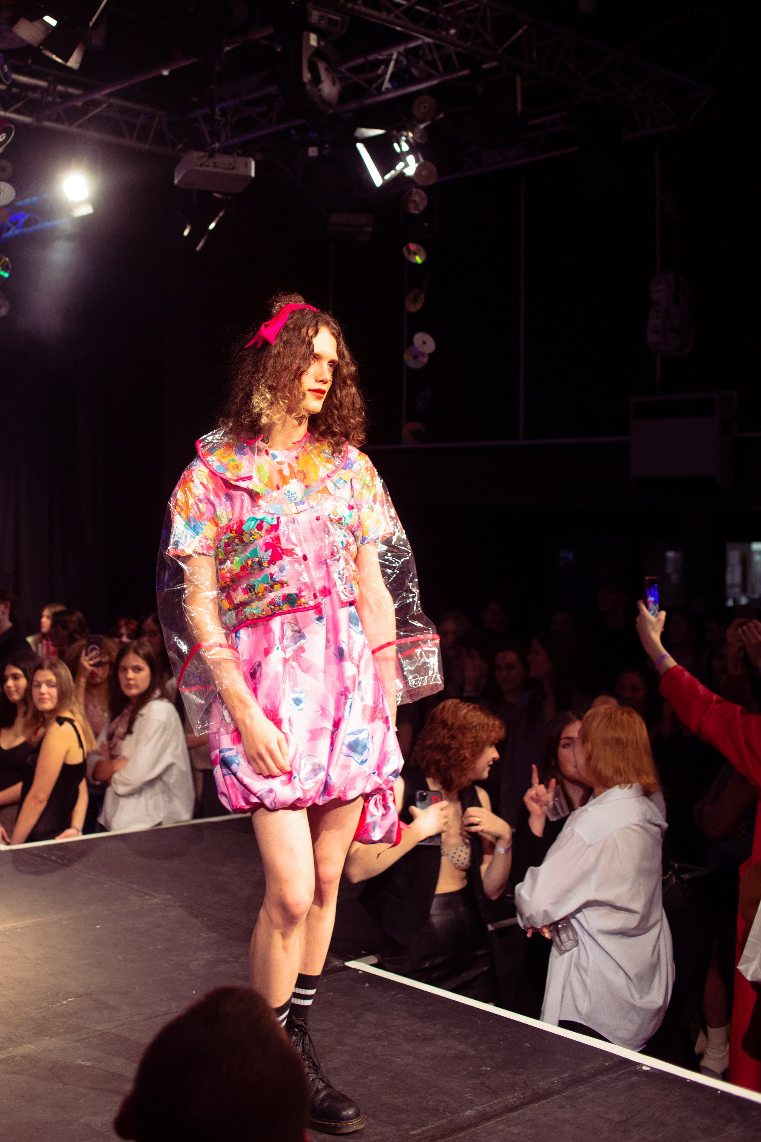CATWALK24 — photograph 335 of 345
