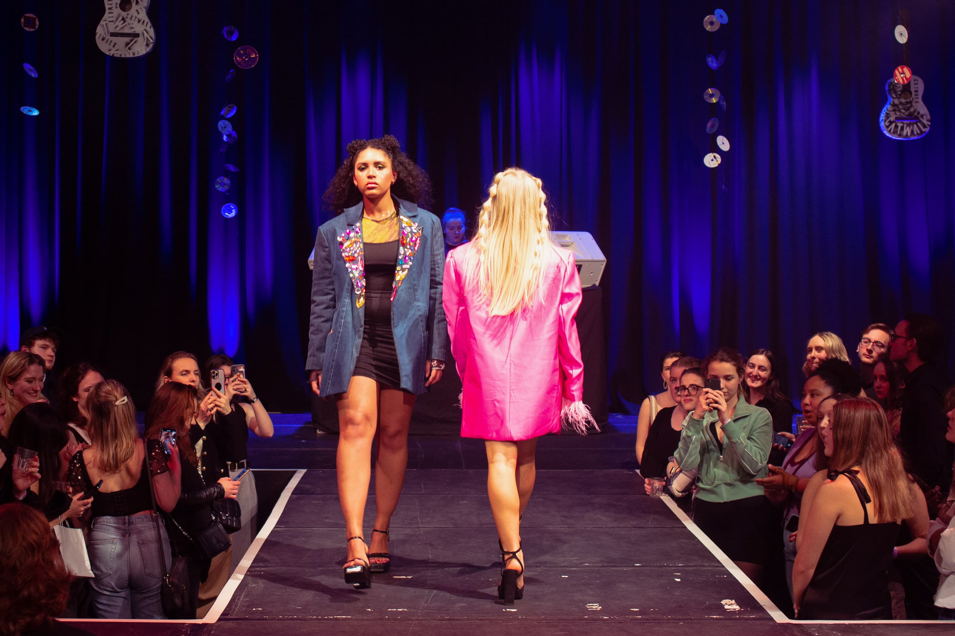 CATWALK24 — photograph 340 of 345