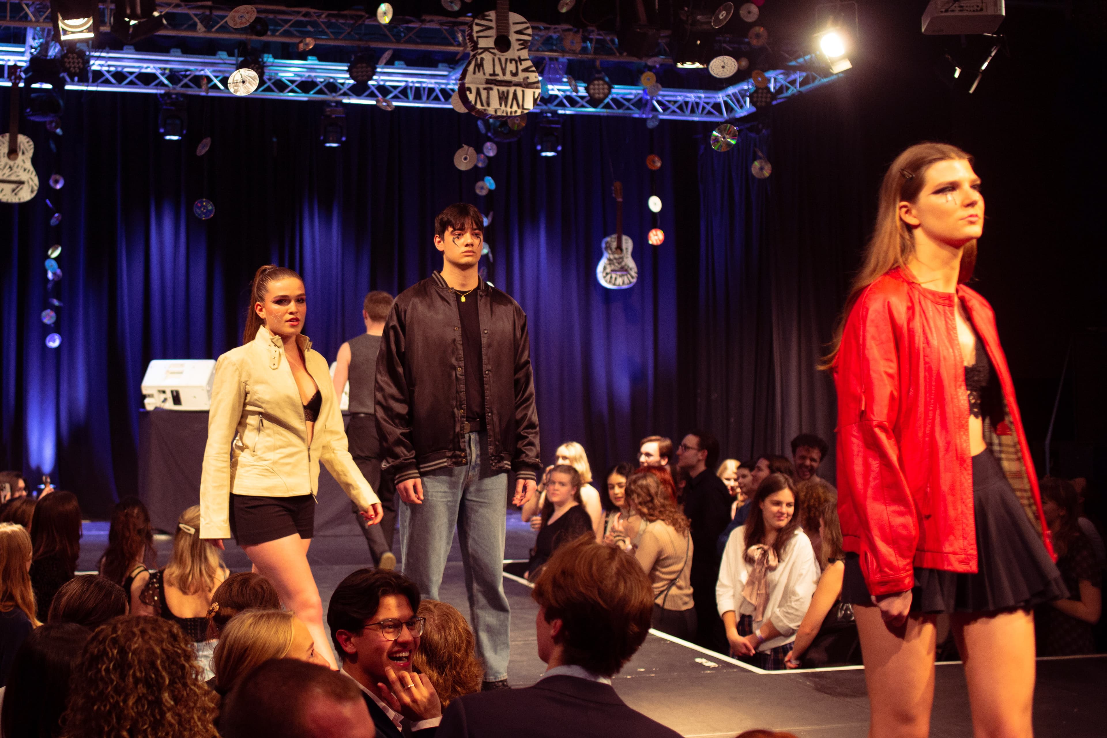 CATWALK24 — photograph 344 of 345