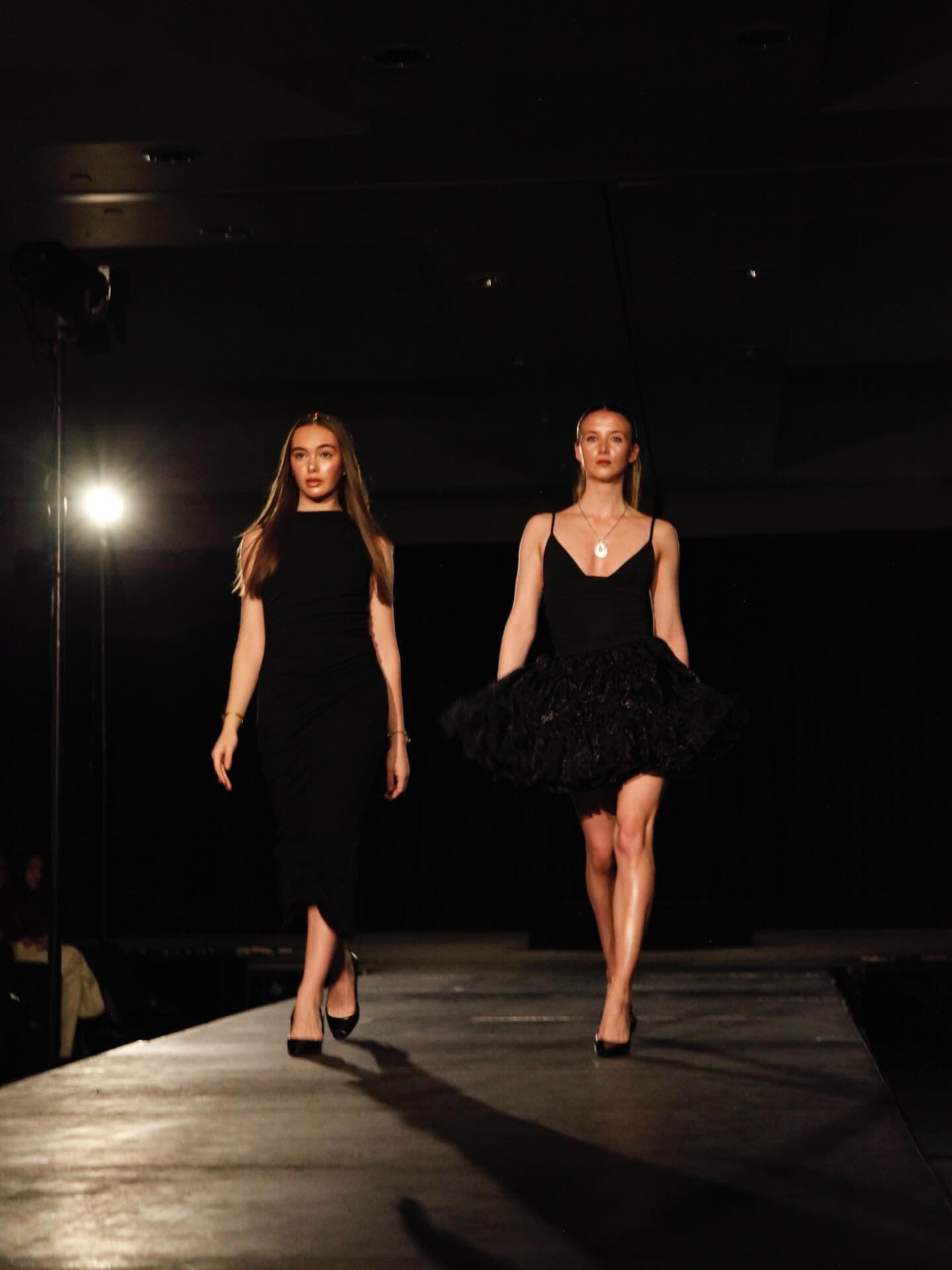 CATWALK26 — photograph 37 of 61