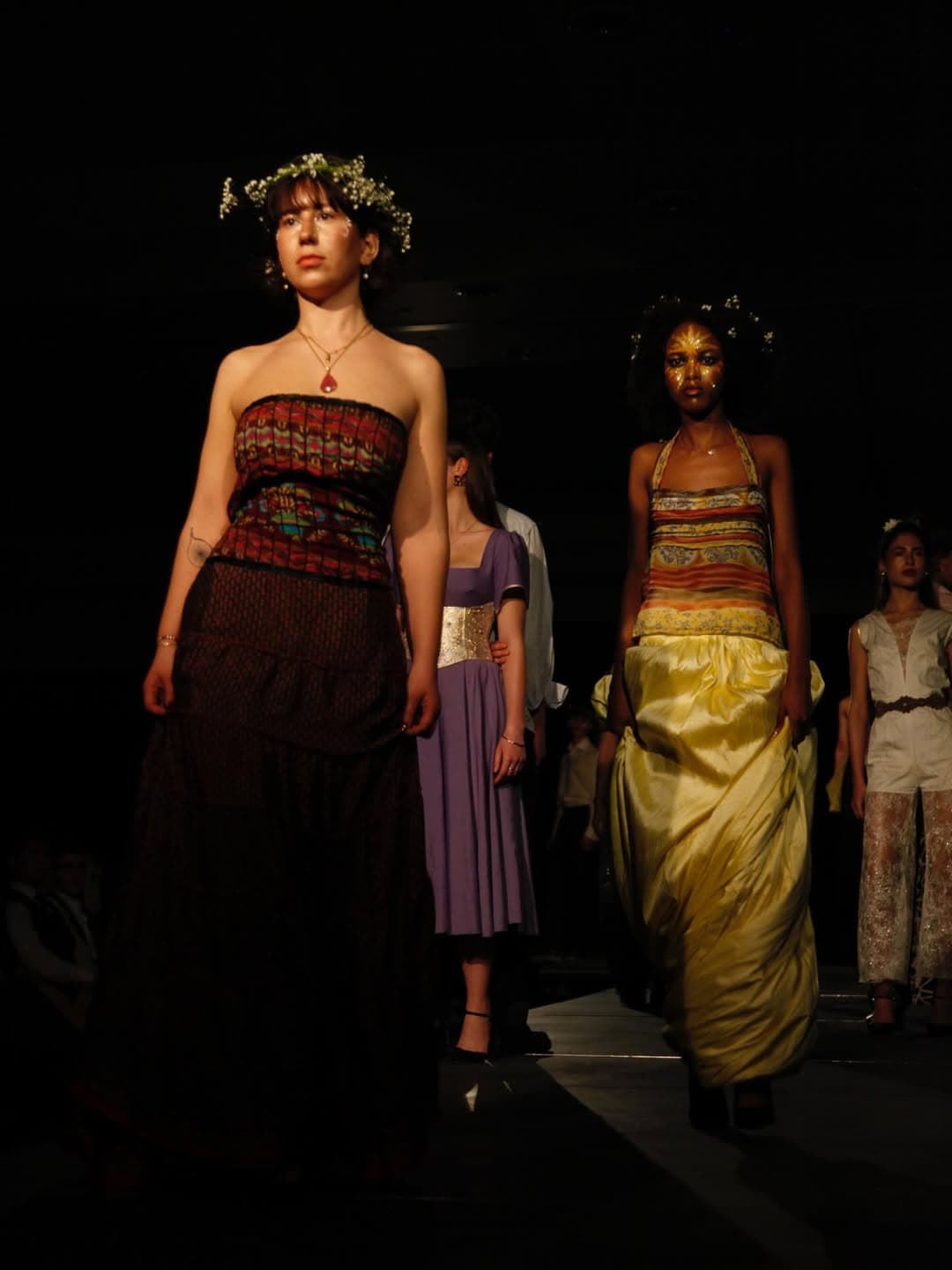 CATWALK26 — photograph 51 of 61